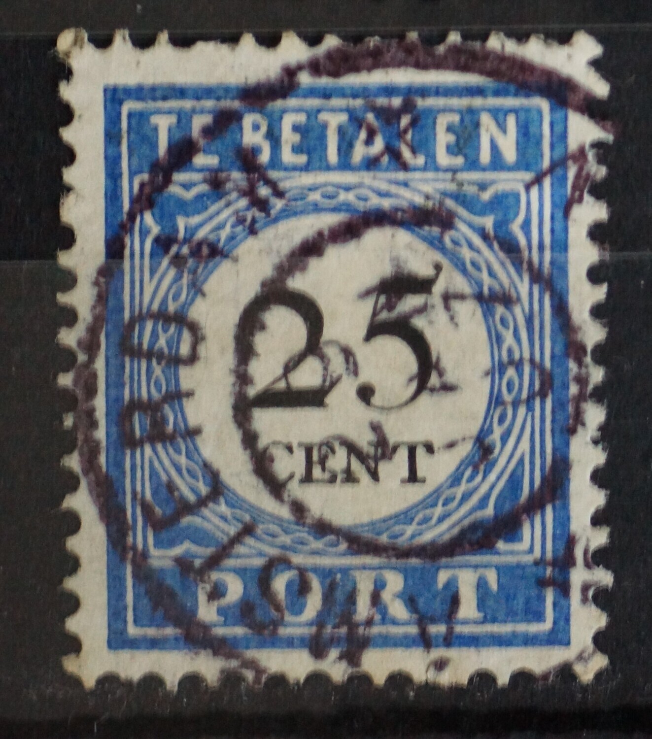 Amsterdam (violet!) op NVPH P26