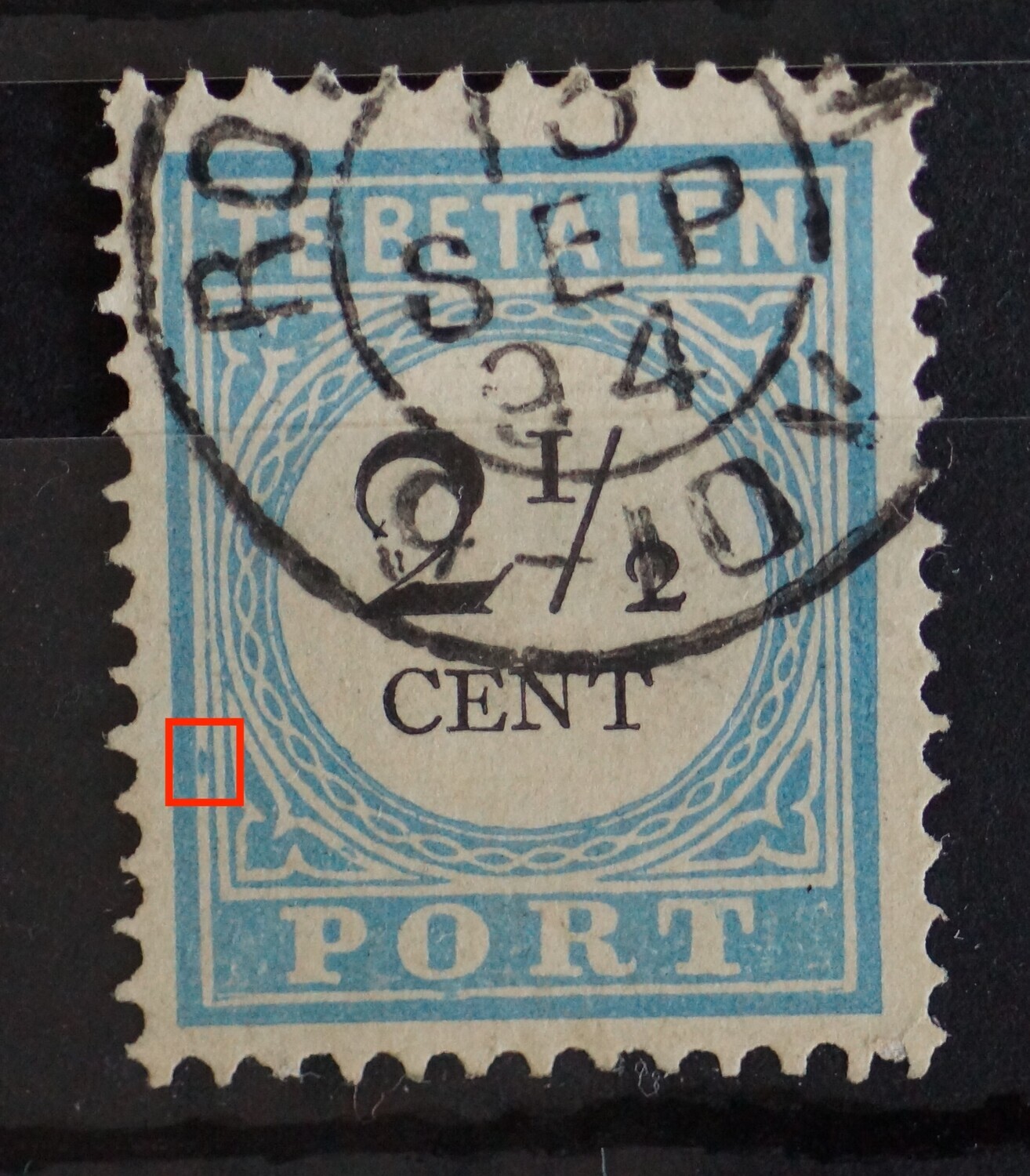 NVPH P5 - blauwe vlek in kader links, onder