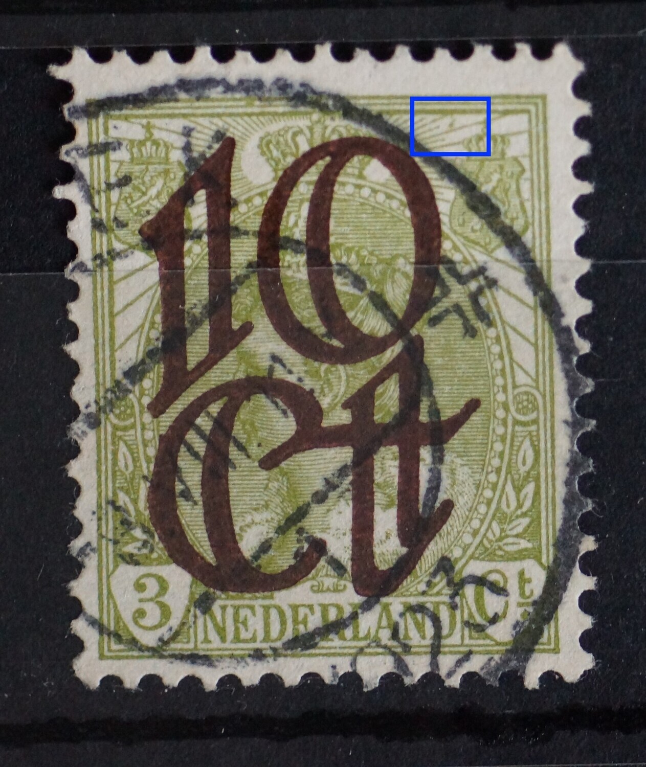 NVPH 116 - groene punt naast rechter wapenschild