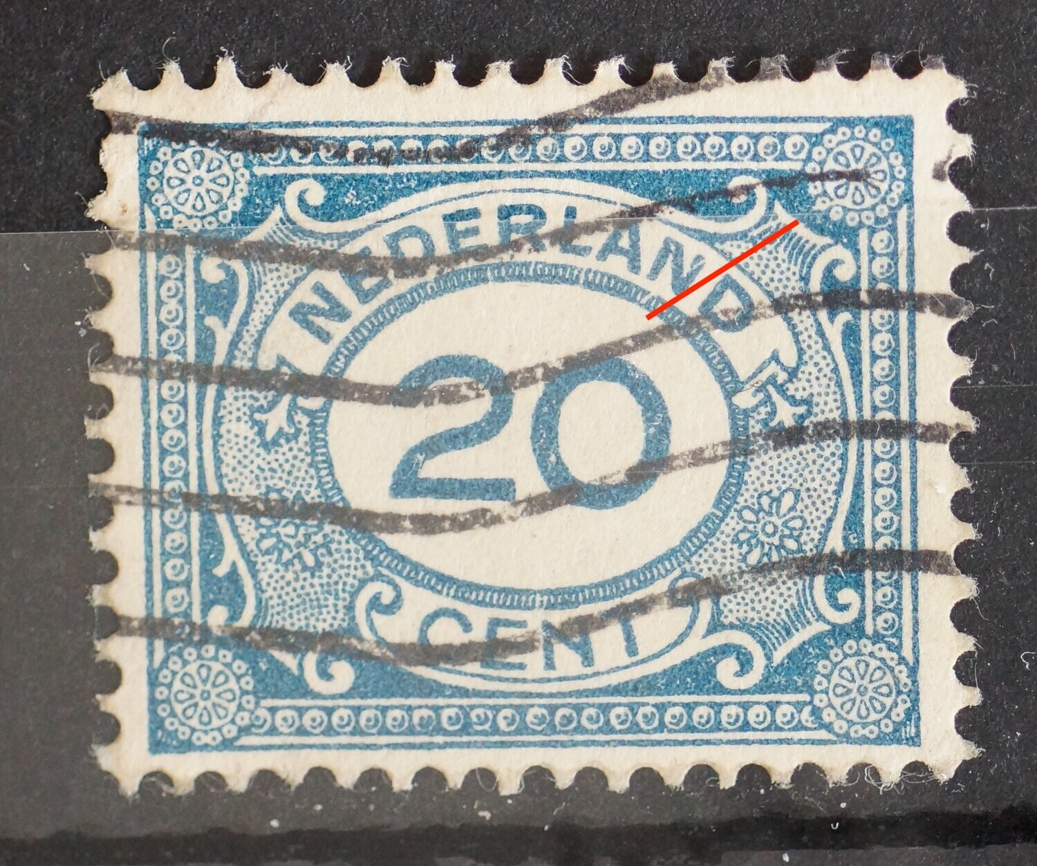 NVPH 109 - witte graveerkras rechts, boven NVPH 109 - witte graveerkras rechts, boven