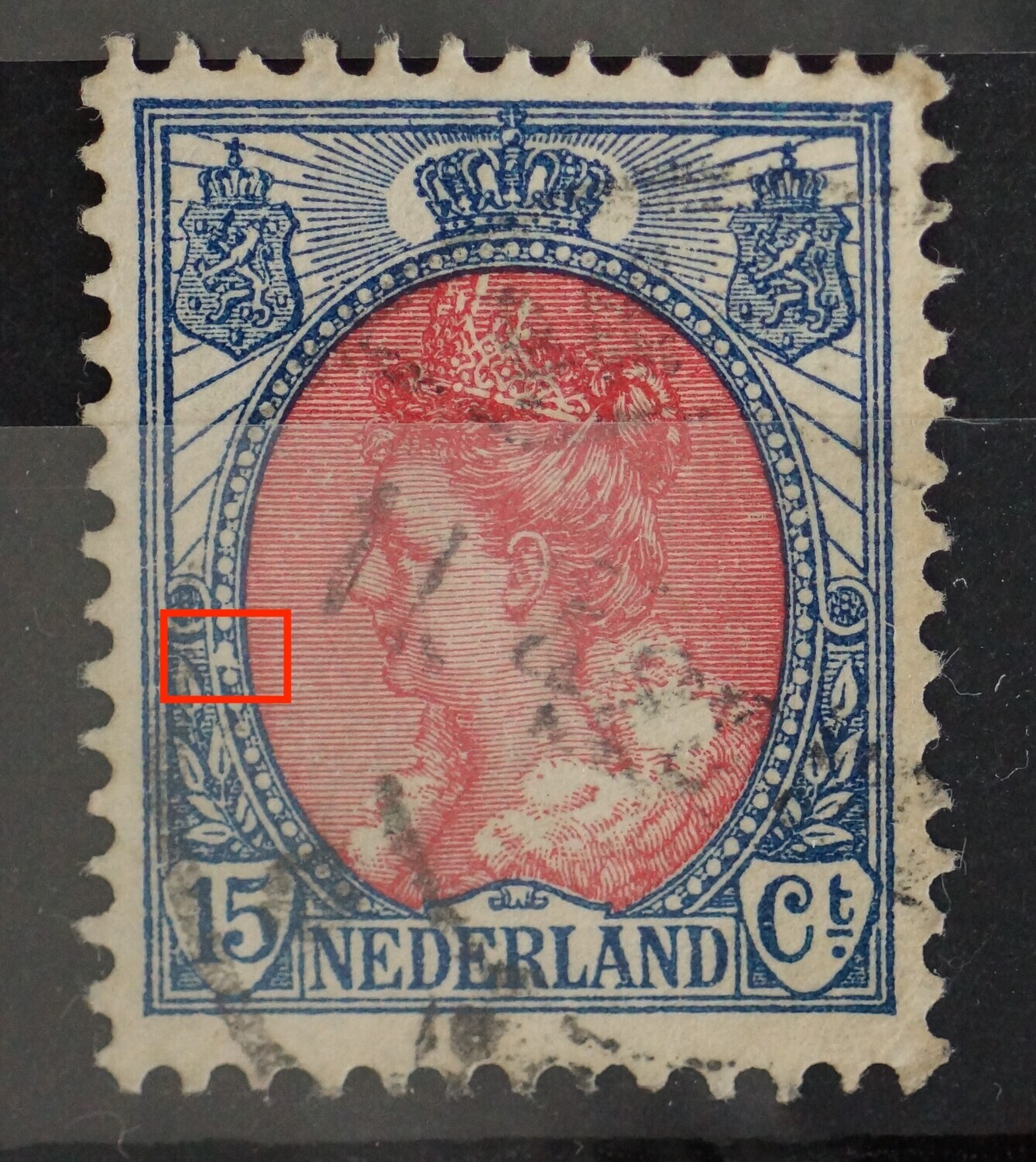 NVPH 65 - driehoekige witte vlek in parelrand links