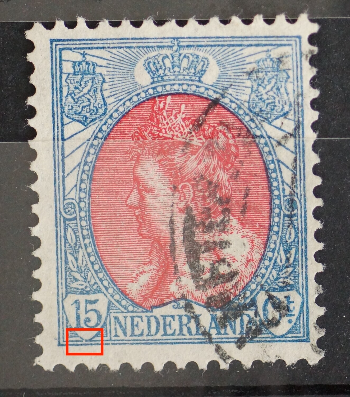NVPH 65 - breuk onderin schild rondom 15