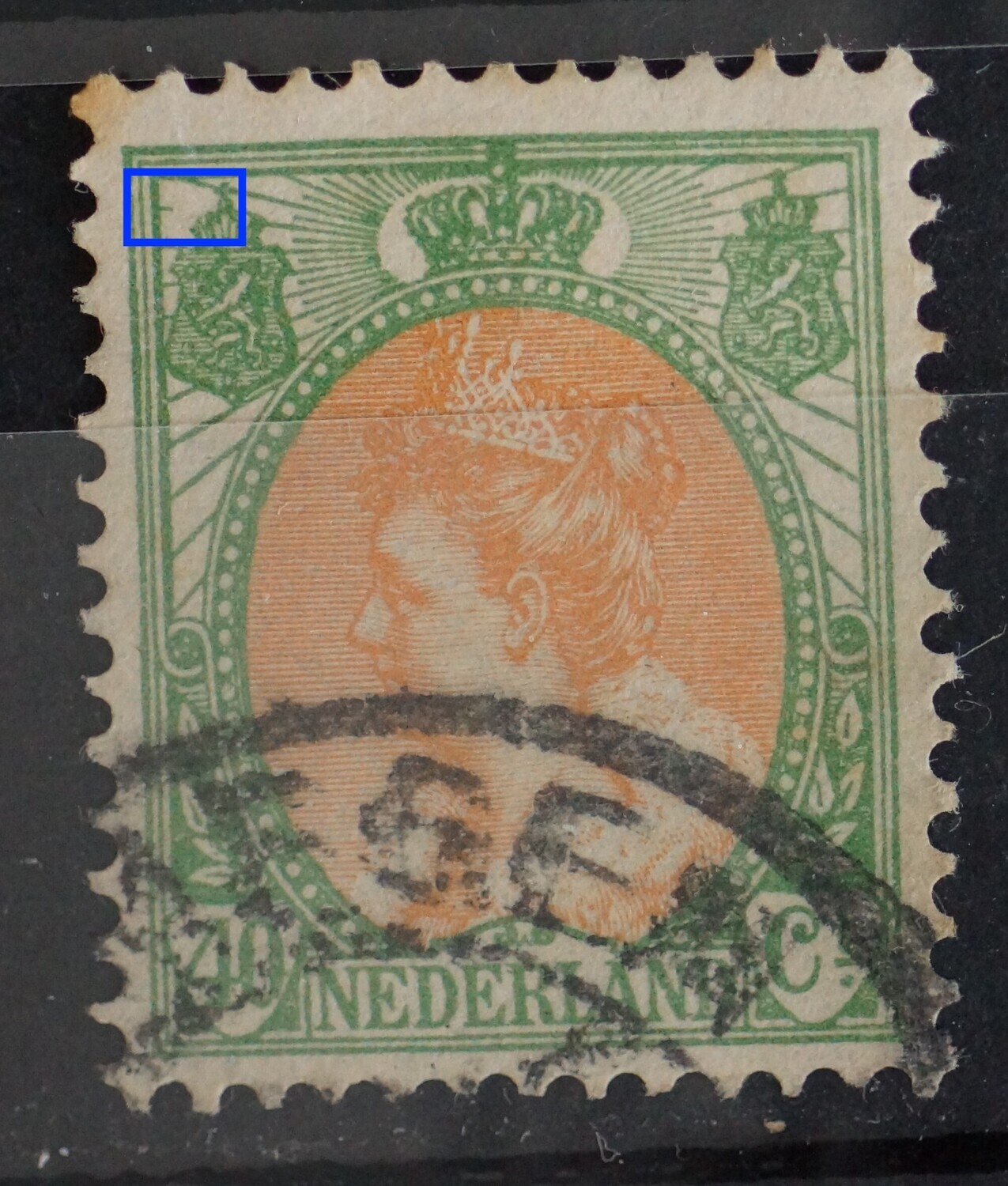 NVPH 73 - groot deel straal links van linker wapenschild ontbreekt NVPH 73 - groot deel straal links van linker wapenschild ontbreekt