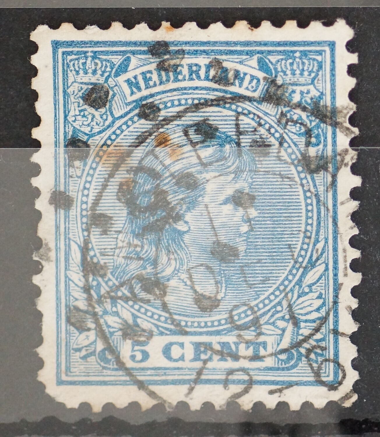 Amsterdam (11-12-1891, vroeg) op NVPH 3, tevens puntstempel 5
