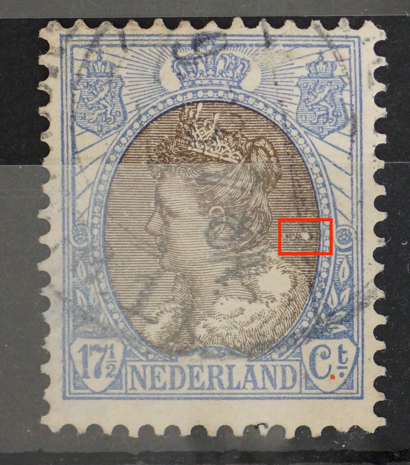 NVPH 67 - breuk / beschadiging in arcering rechts