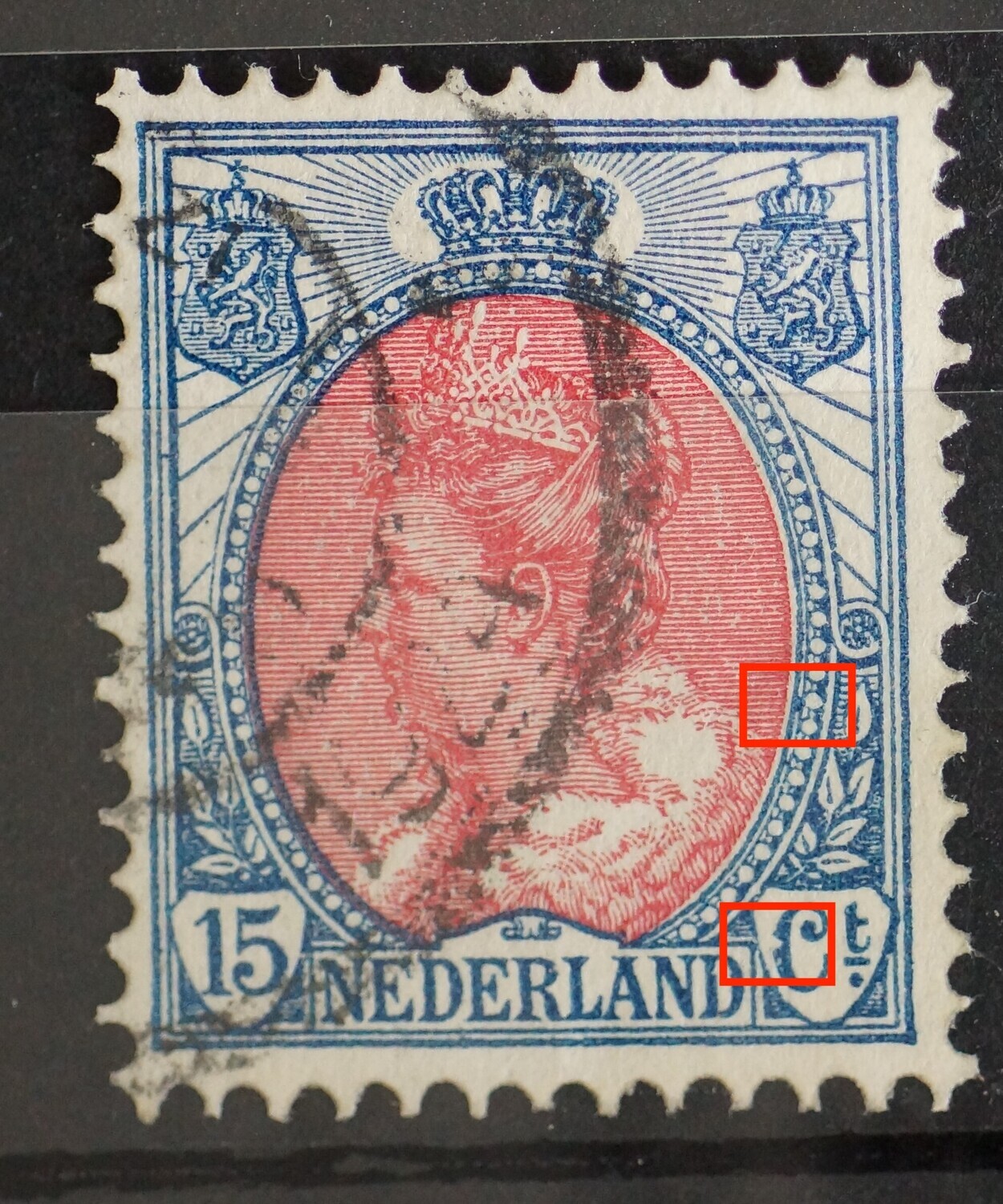 NVPH 65 - hapje uit de C van Ct. en blauwe vle in rand medaillon daarboven