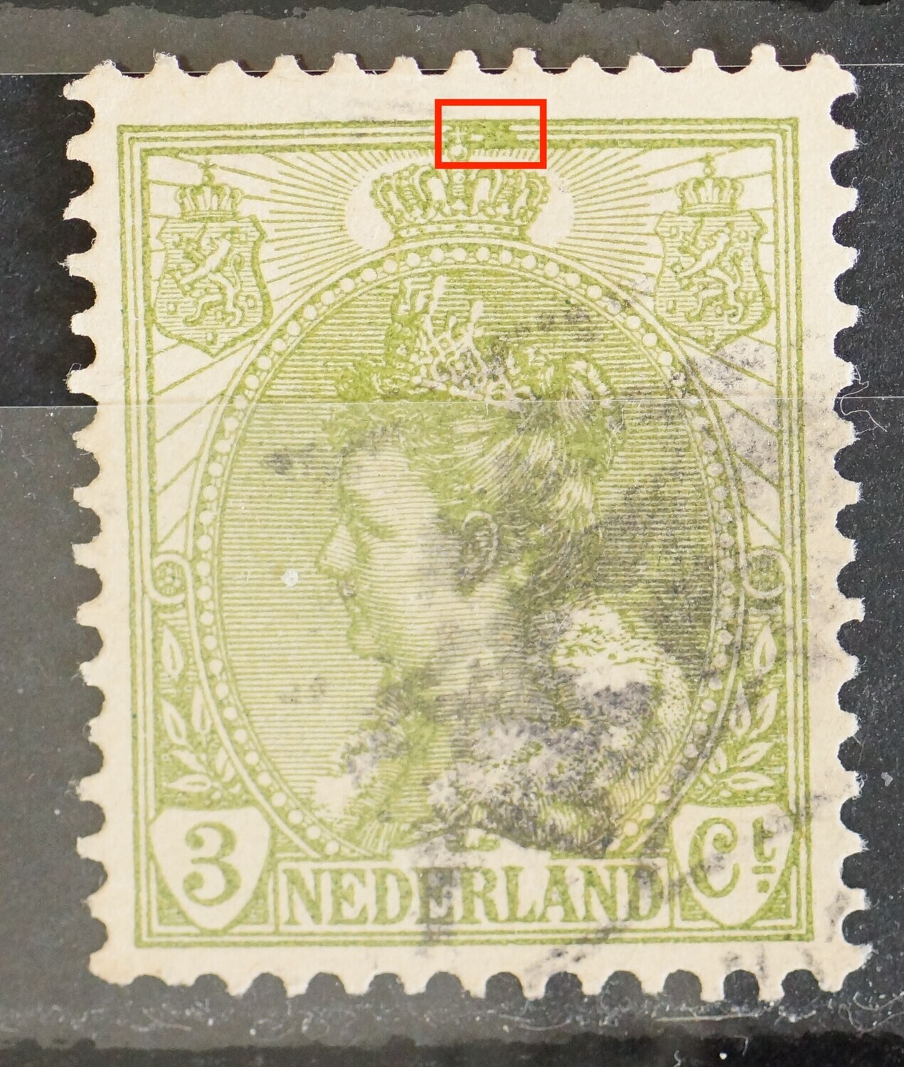 NVPH 57 - grote groene vlek rechts van kroon