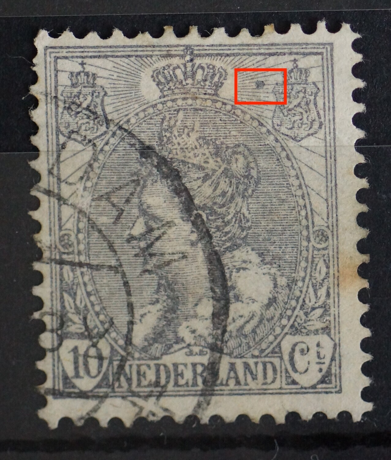 NVPH 62 - grijze vlek rechts van kroon
