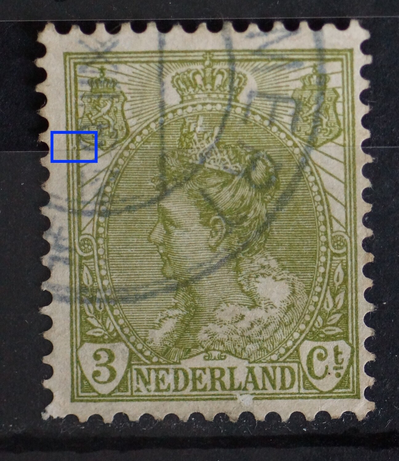 NVPH 57 - groene punt / breuk kaderlijnen bij linker wapenschild