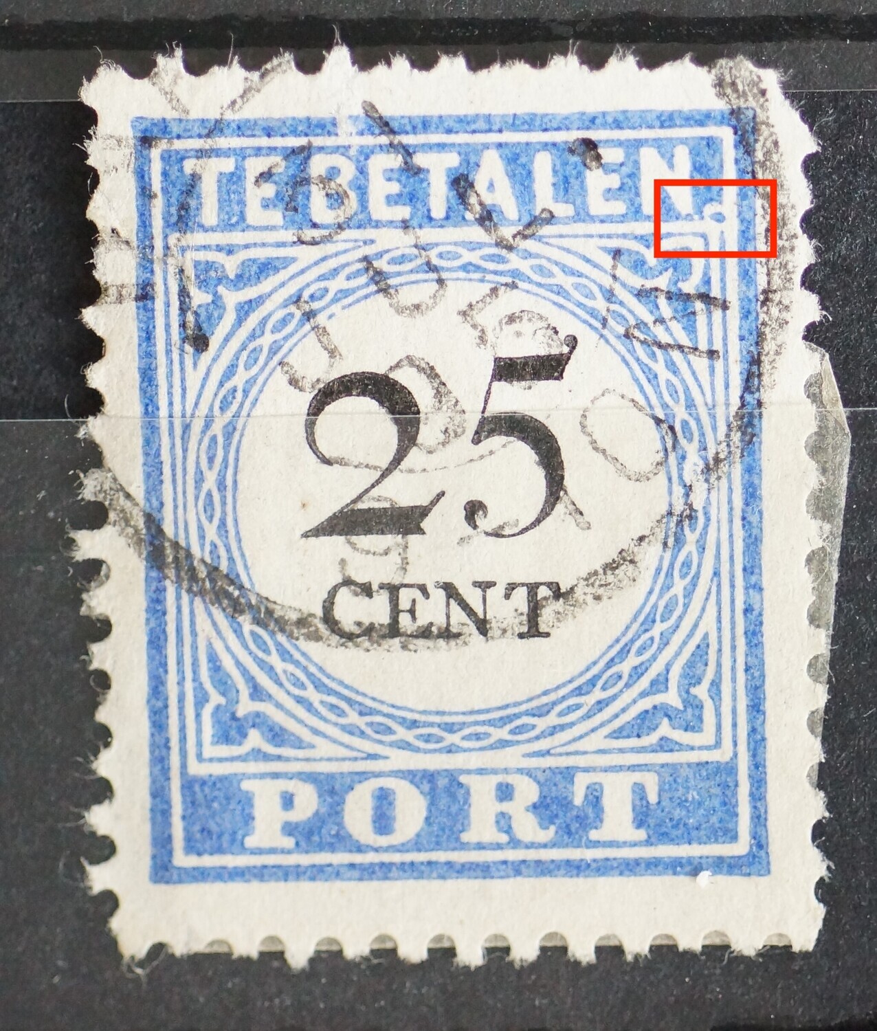NVPH P26 - blauwe punt in witte cirkel rechts