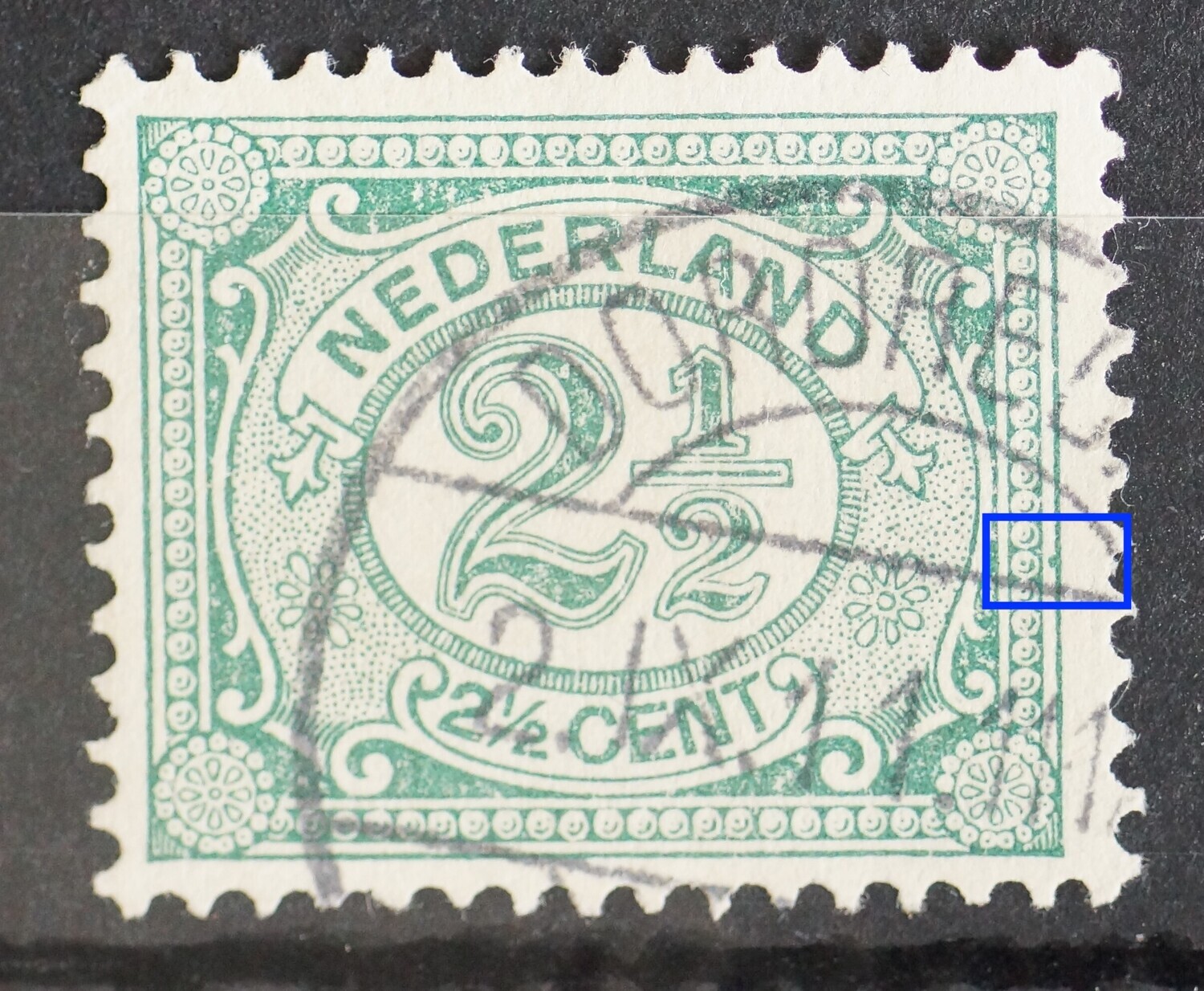 NVPH 55 - groene punt tussen kaderlijnen rechts
