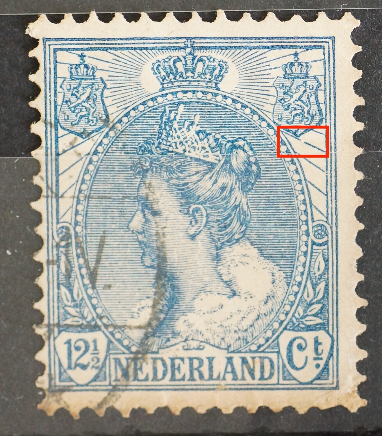 NVPH 63 - breuk in straal onder rechter wapenschild