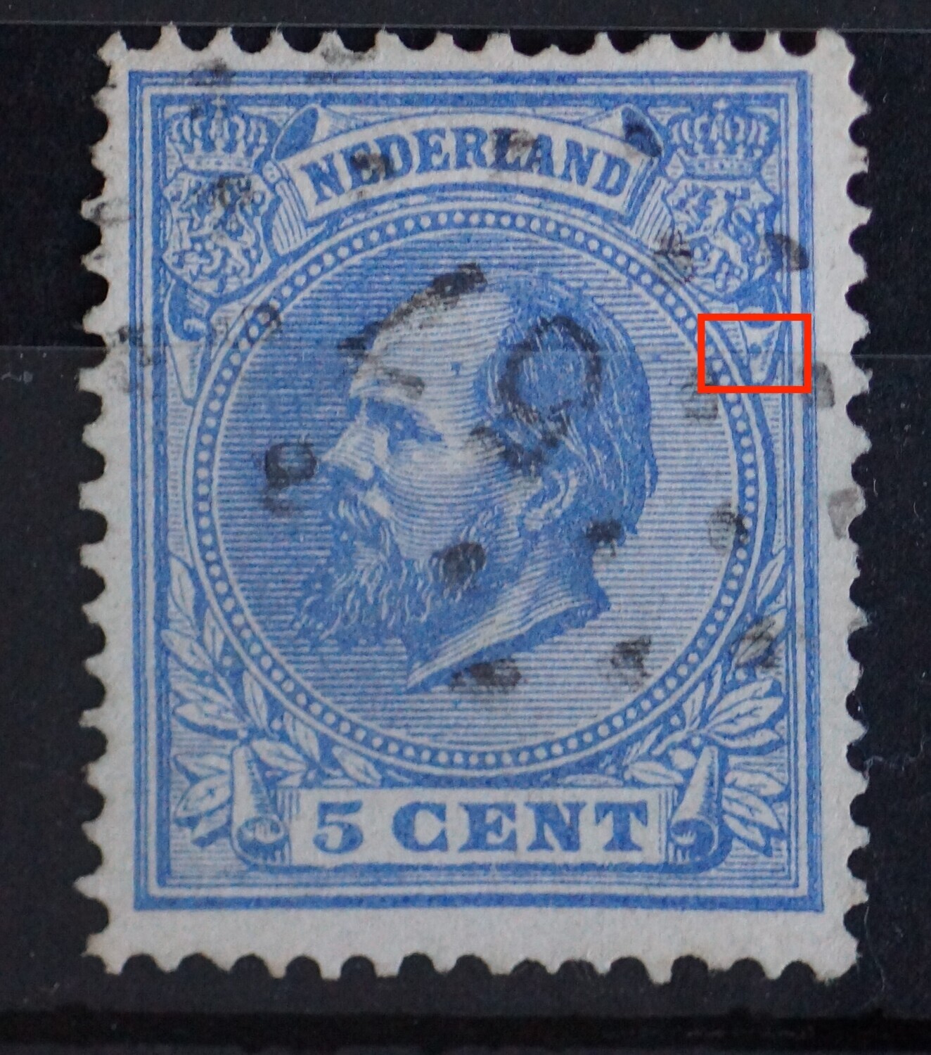 NVPH 19 - o.a. blauwe vlek in de krul rechts