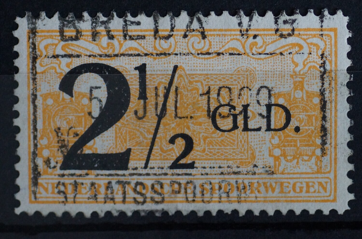 Spoorwegstempel Breda op spoorwegzegel 2,5 Gulden