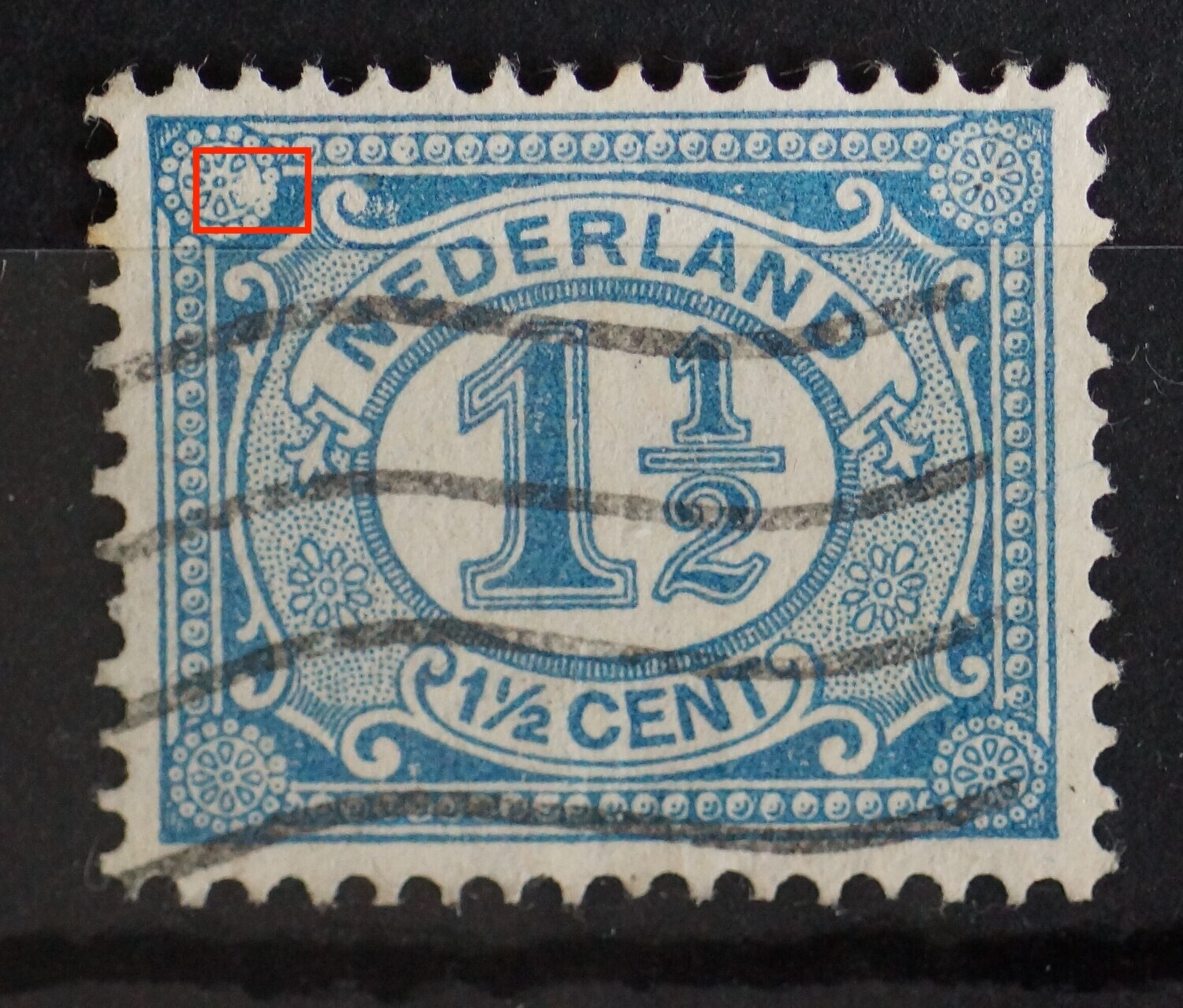 NVPH 53 - witte vlek in ornament linksboven