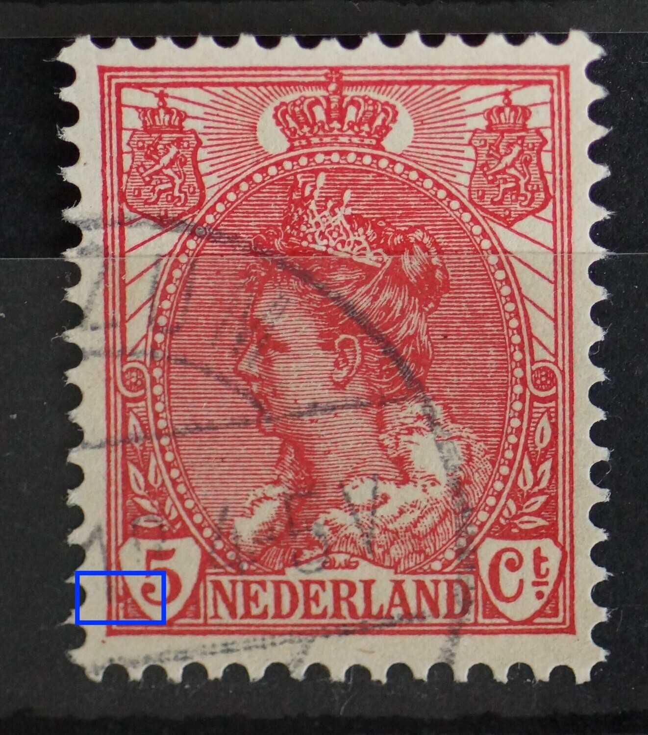 NVPH 60 -  rode vlek tussen kaderlijnen, voor de 5