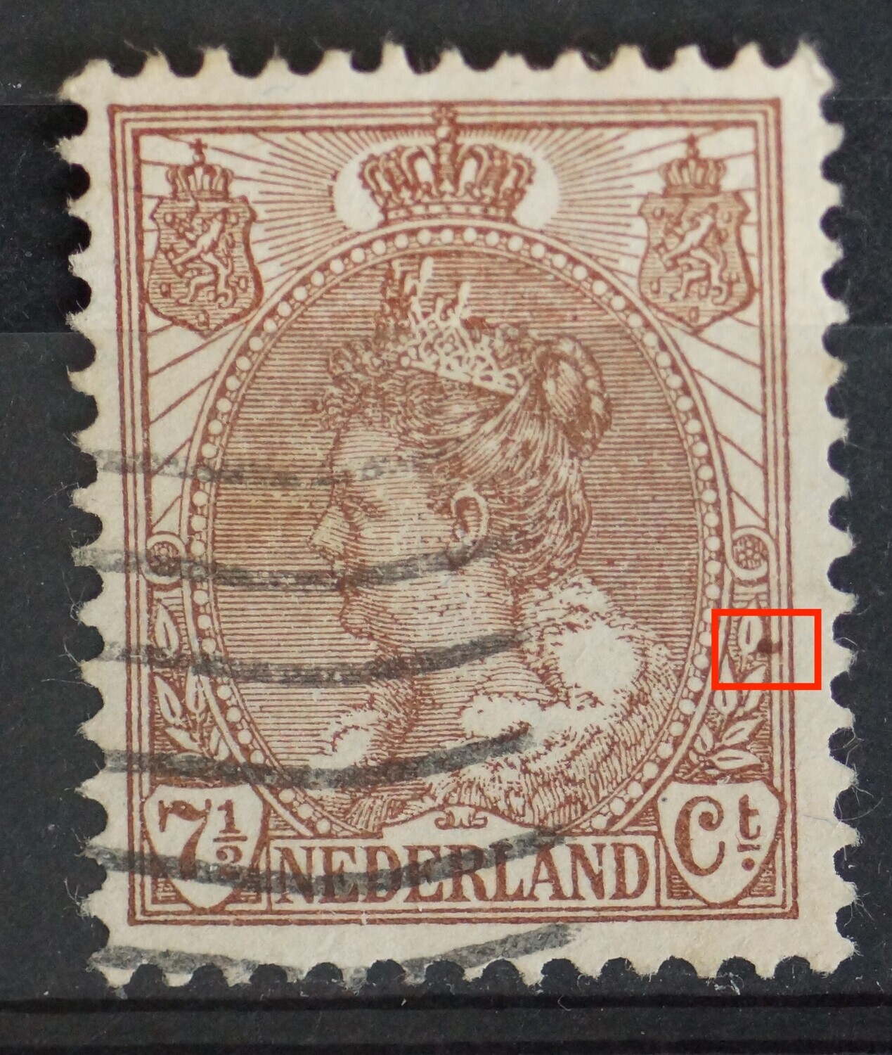 NVPH 61 - bruine vlek in kaderlijnen rechts