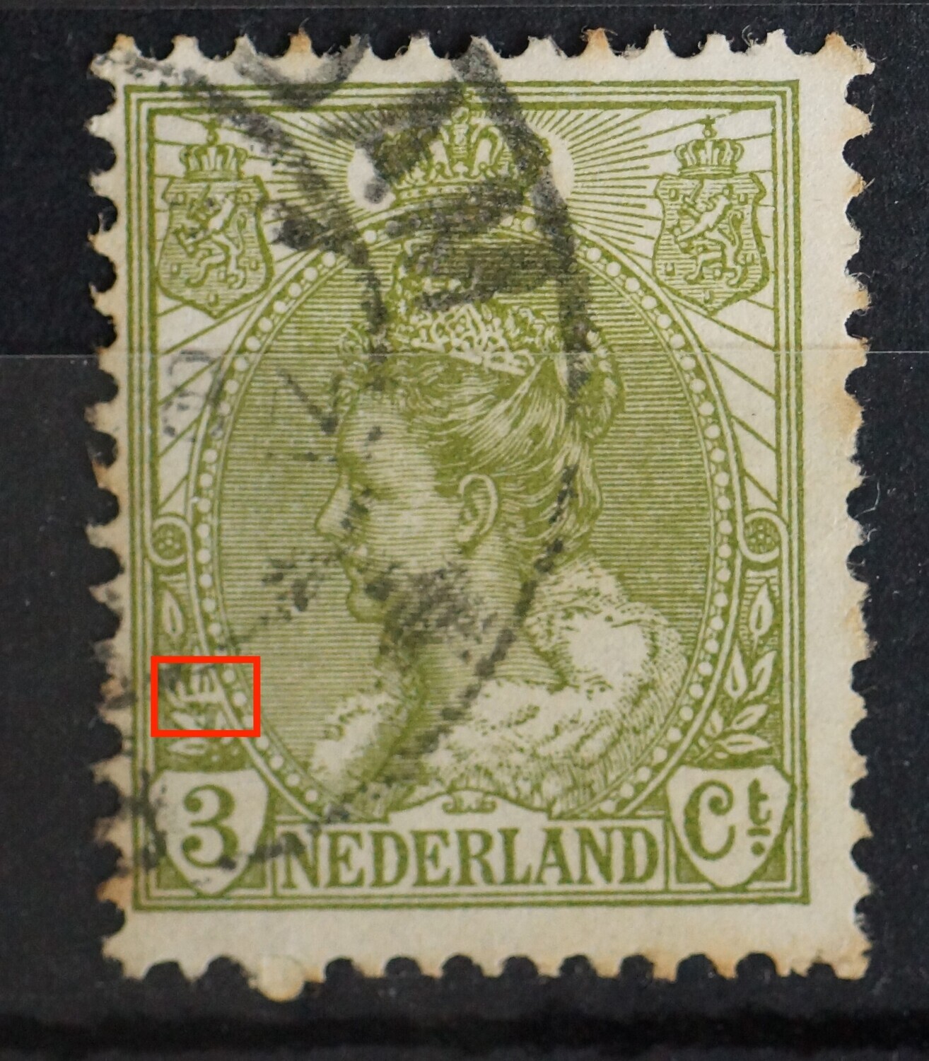 NVPH 57 - bijzondere witte vlek in bladeren links