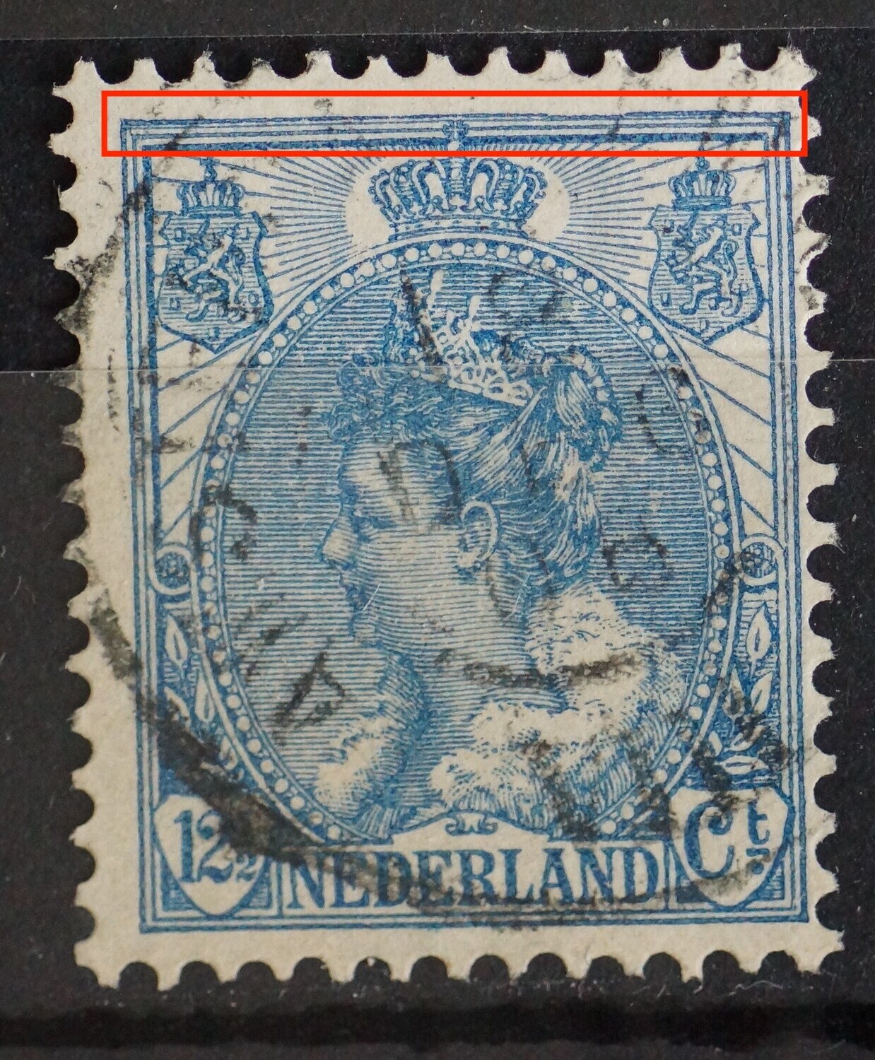 NVPH 63 - geheel gespleten bovenste kaderlijn