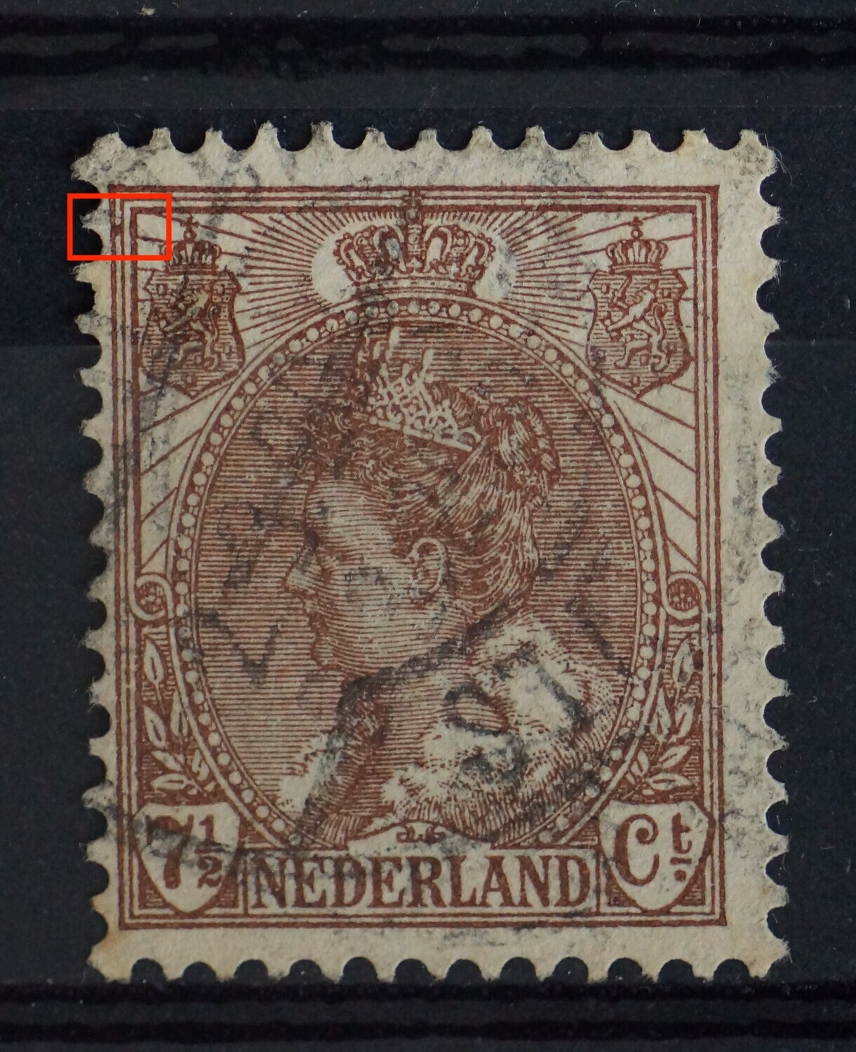 NVPH 61 - bruine vlek tussen kaderlijnen links