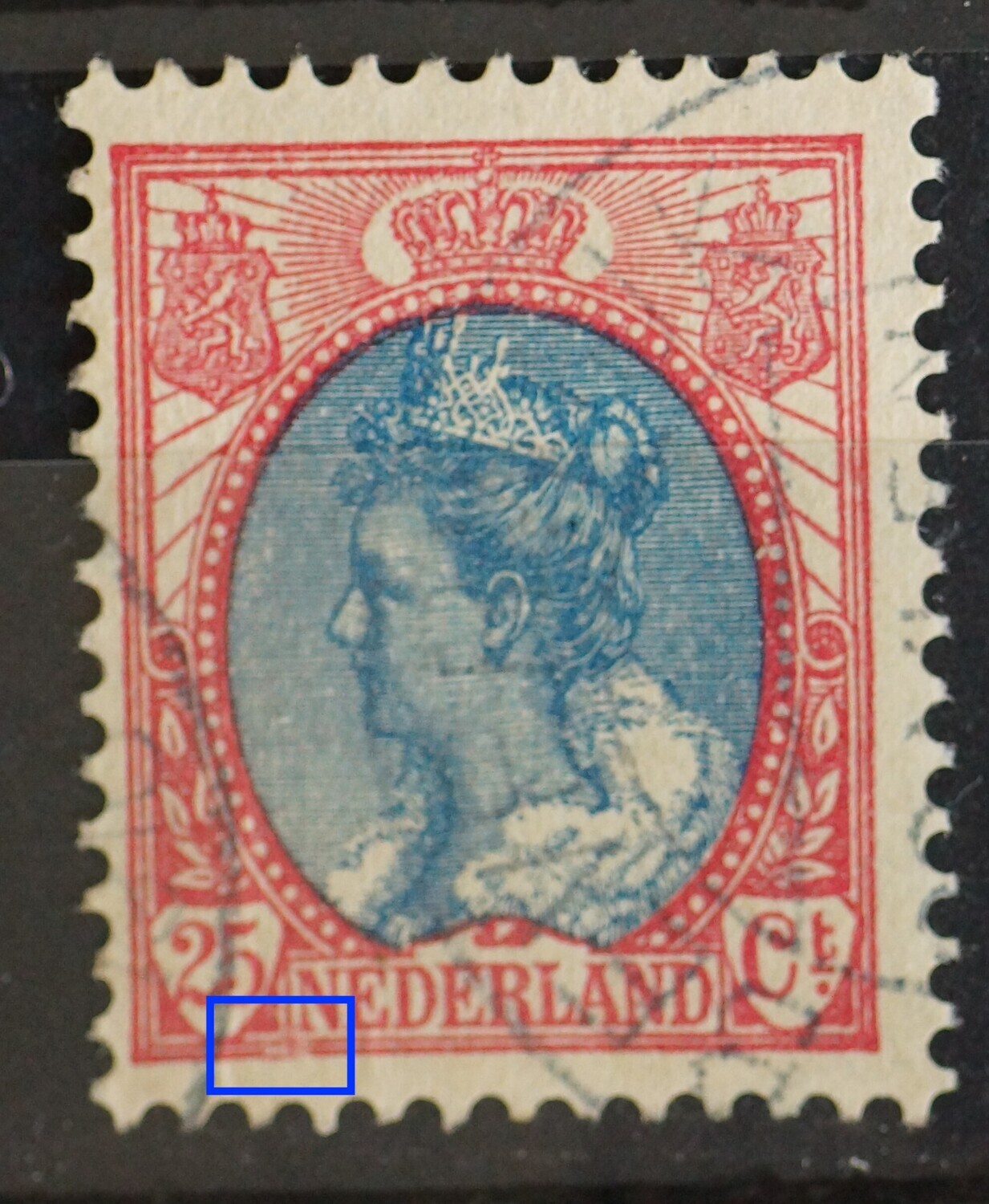 NVPH 71 - bgrote beschadiging rechtsonder 25