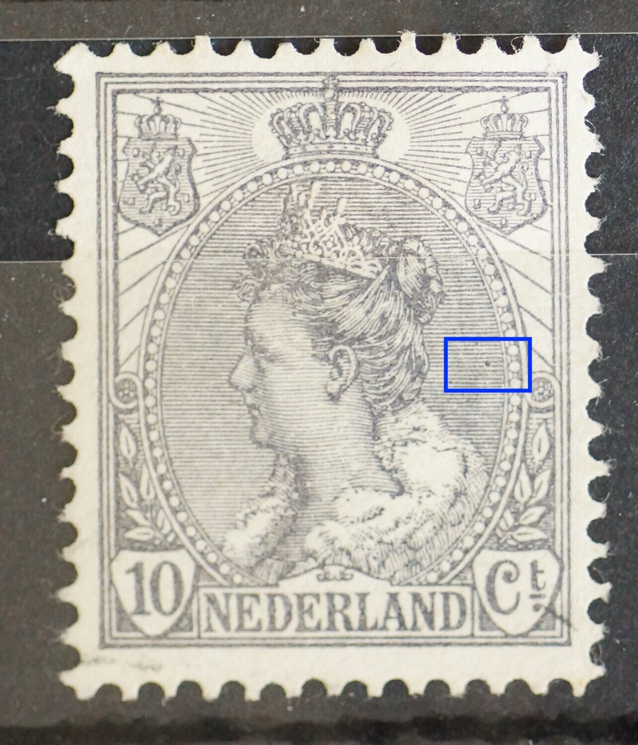 NVPH 62 - grijze punt in arcering rechts
