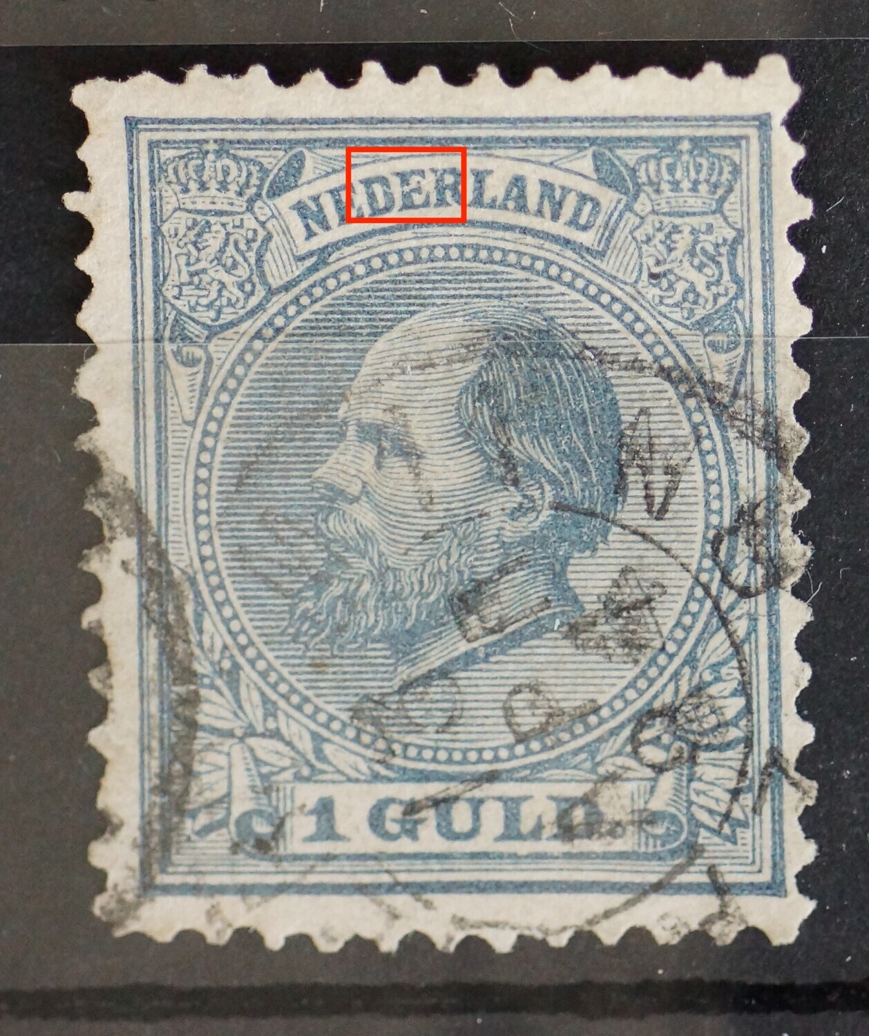 NVPH 28 - witte kras door DER van NEDERLAND