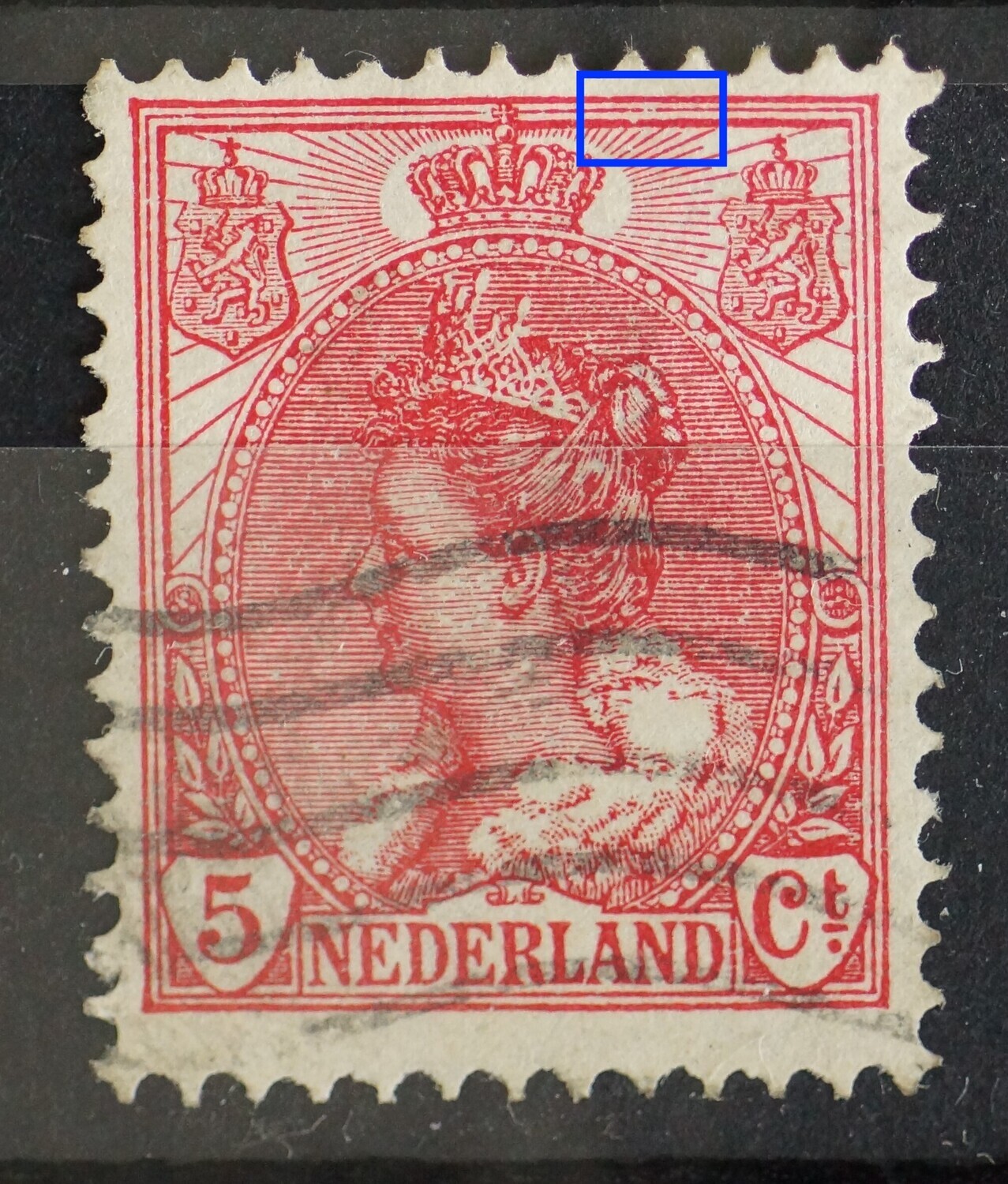 NVPH 60 - beschadiging / breuk in kaderlijn boven NVPH 60 - beschadiging / breuk in kaderlijn boven