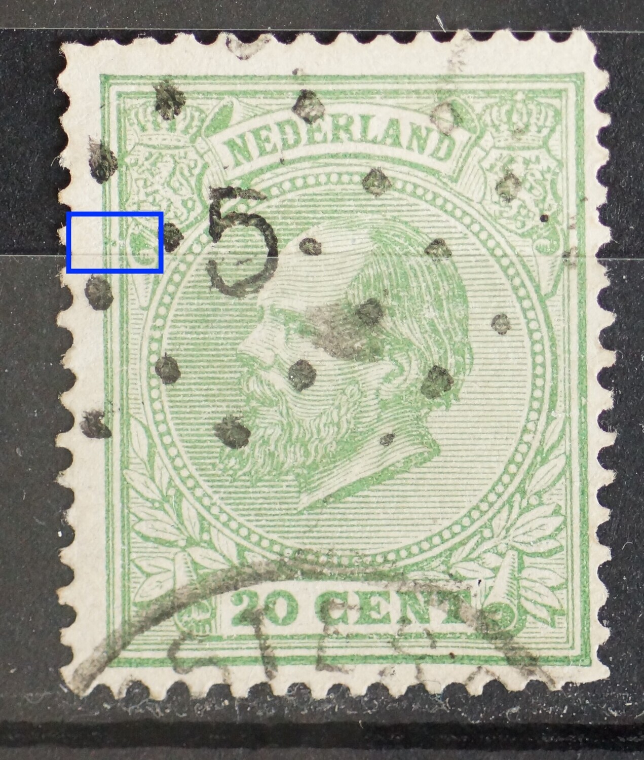 NVPH 24 - groene punt tussen kaderlijnen links