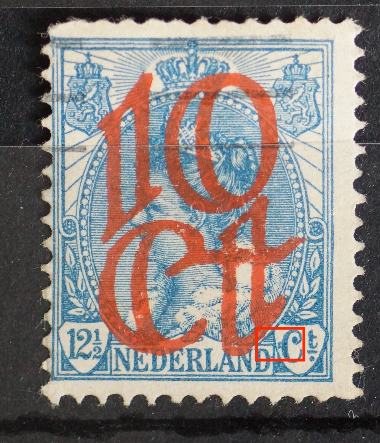 NVPH 118 - blauwe vlekken links van Ct.