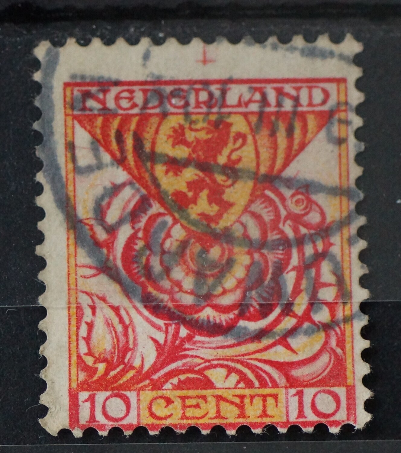 NVPH 168 met paskruis boven