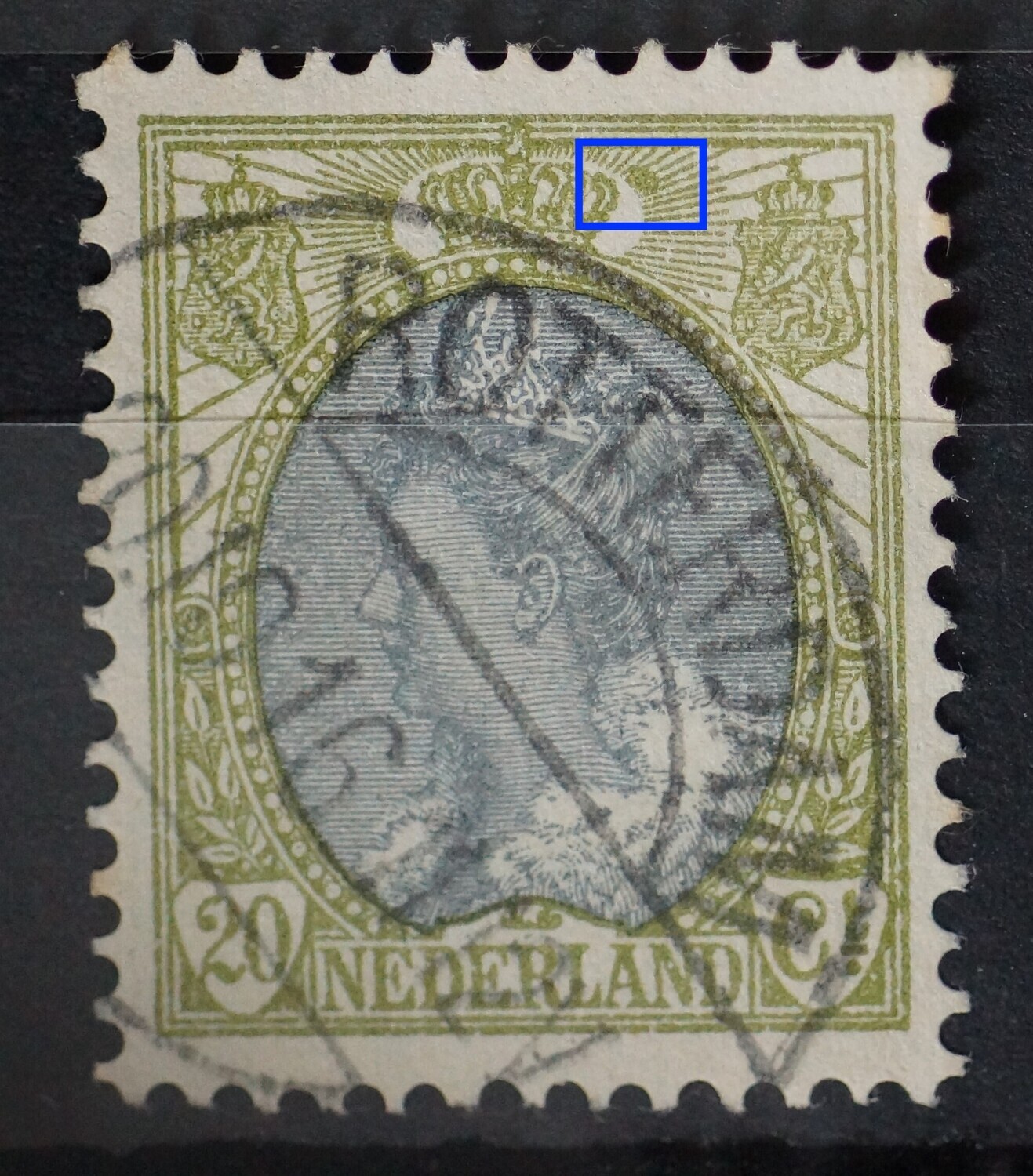 NVPH 69 - groene vlek rechts van kroon