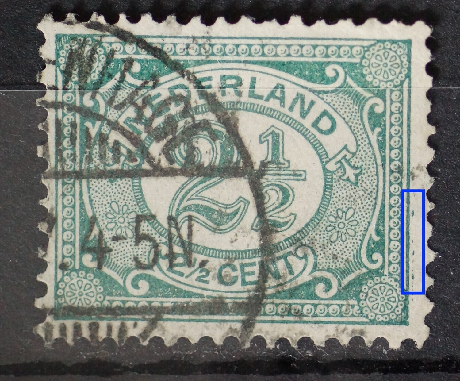 NVPH  55 - groene vlekken/lijn buiten zegelbeeld rechts