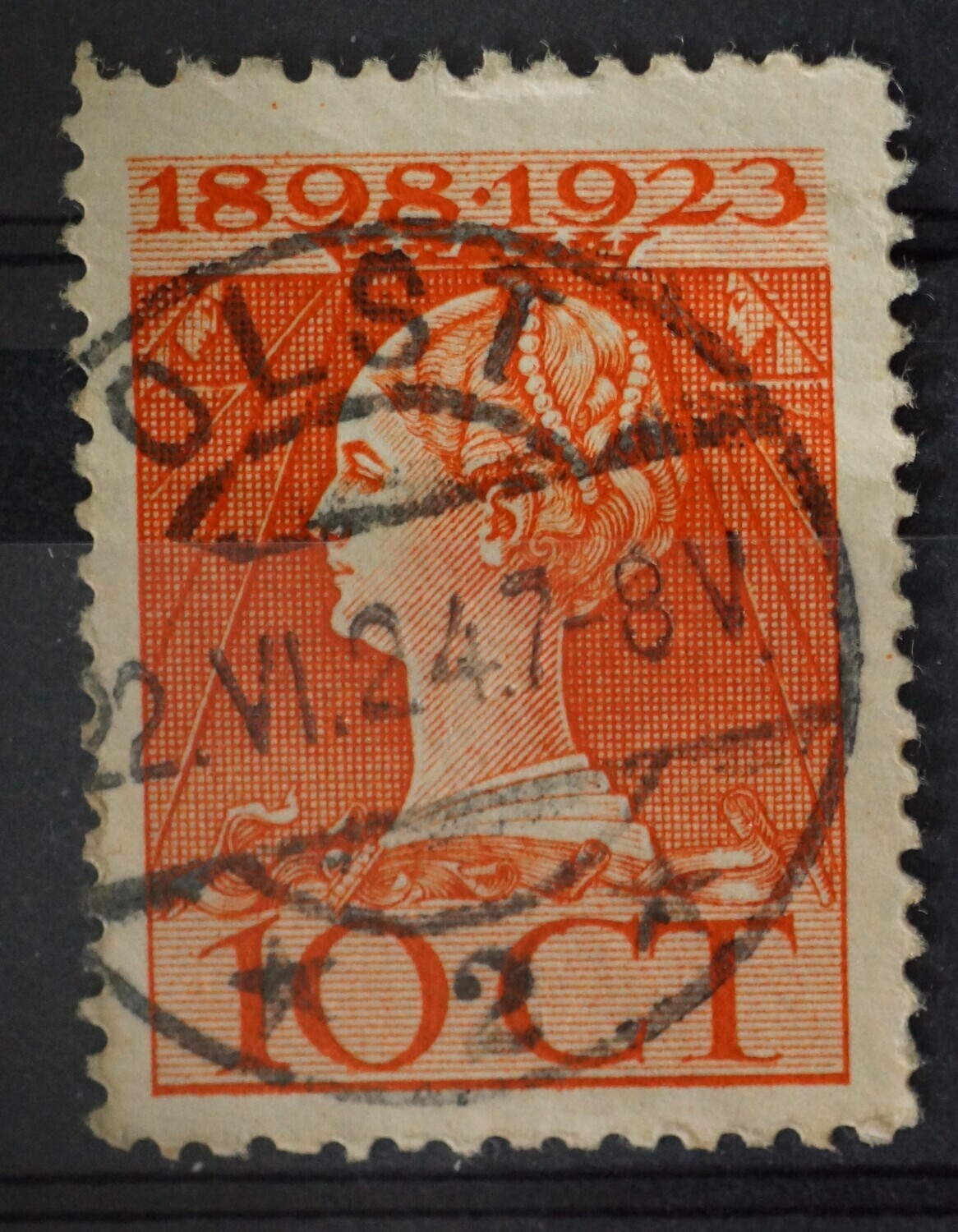 Olst 2 op NVPH 124