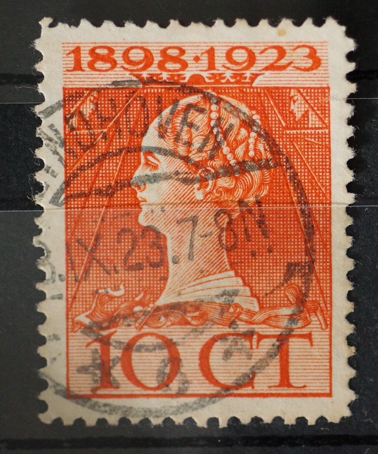 Eindhoven 6 op NVPH 124