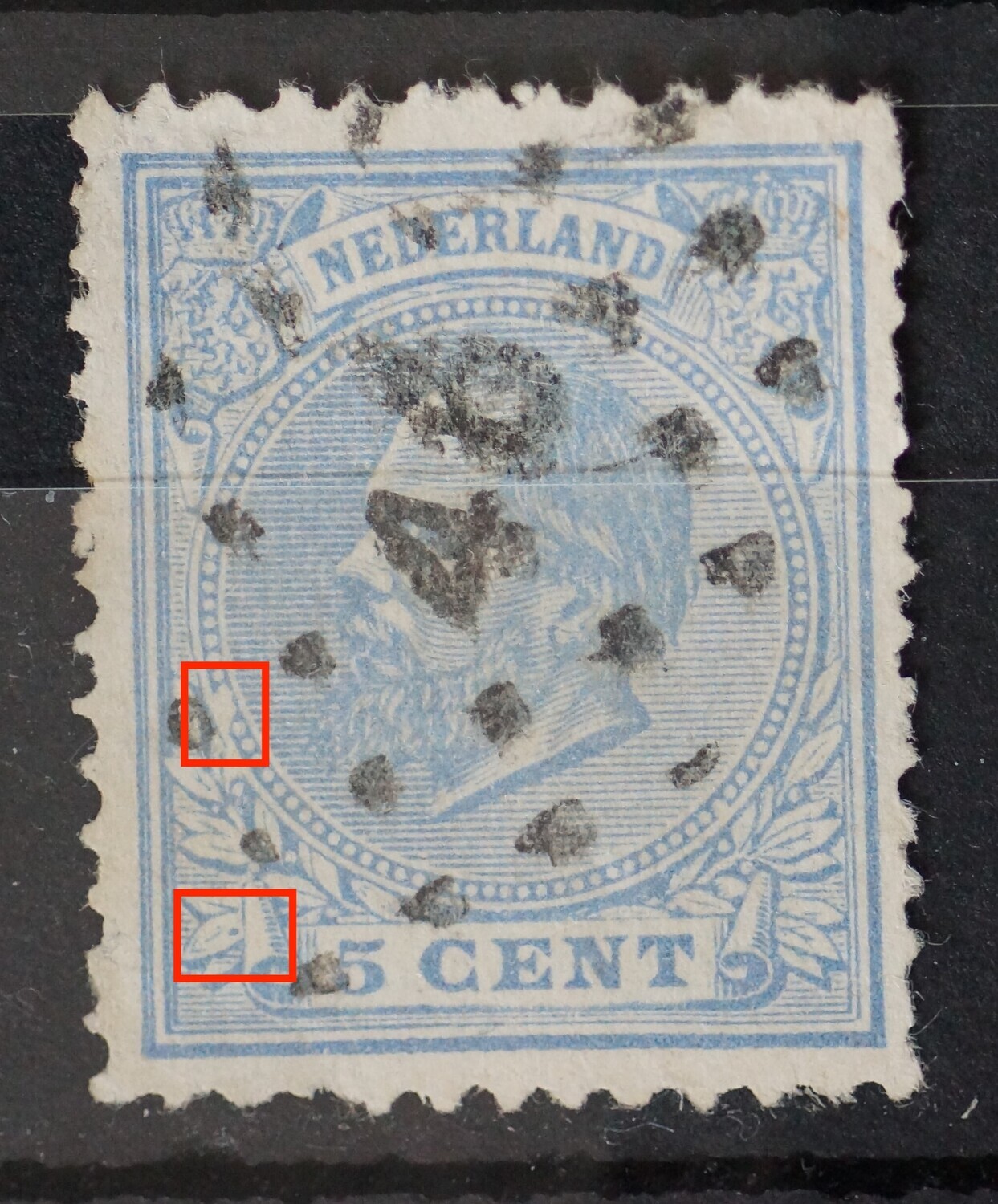 NVPH 19 - o.a. grote witte vlek bij bladeren links