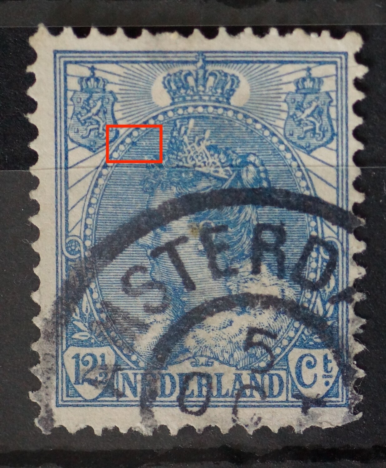 NVPH 63 - blauwe vlek aan binnenzijde rand medaillon