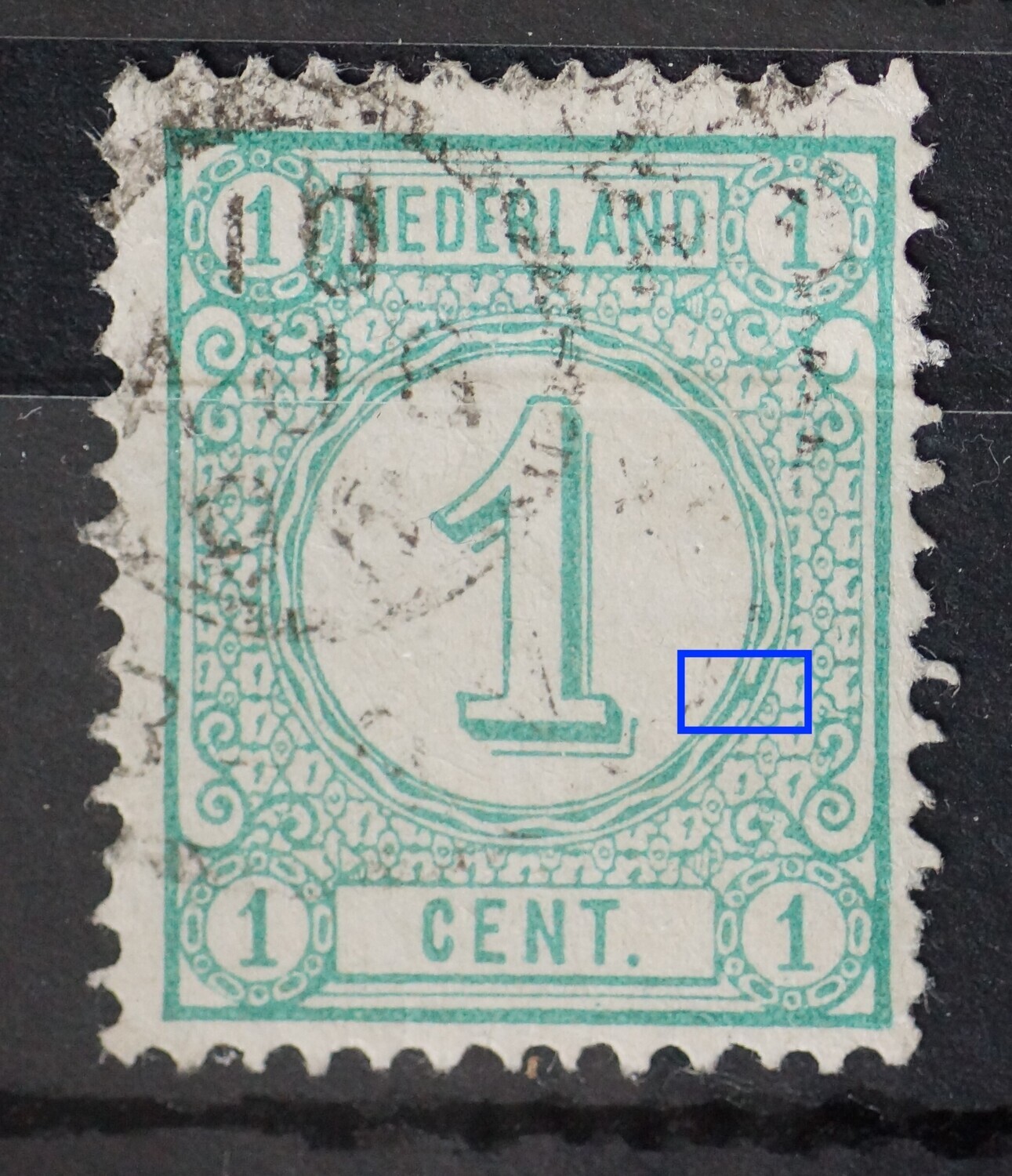 NVPH 31 - groene vlek in de rand van het medaillon rechts