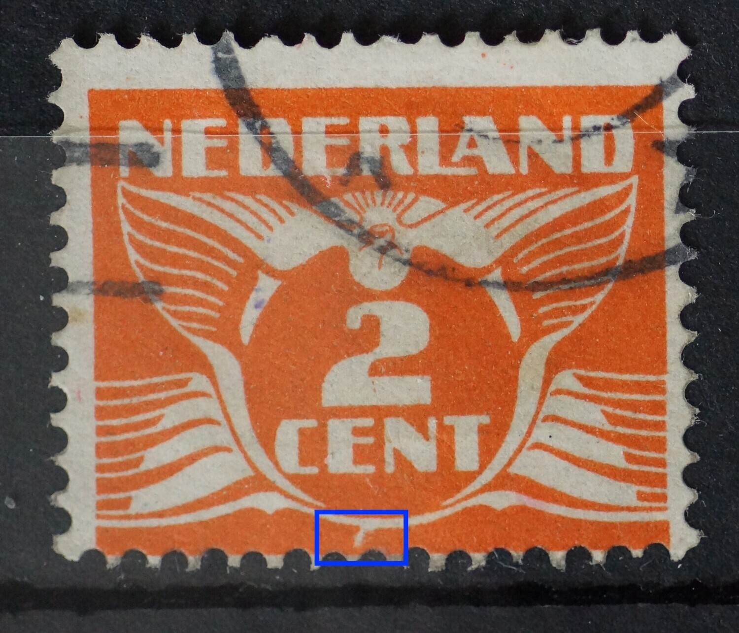 NVPH 173 - witte vlek midden onder
