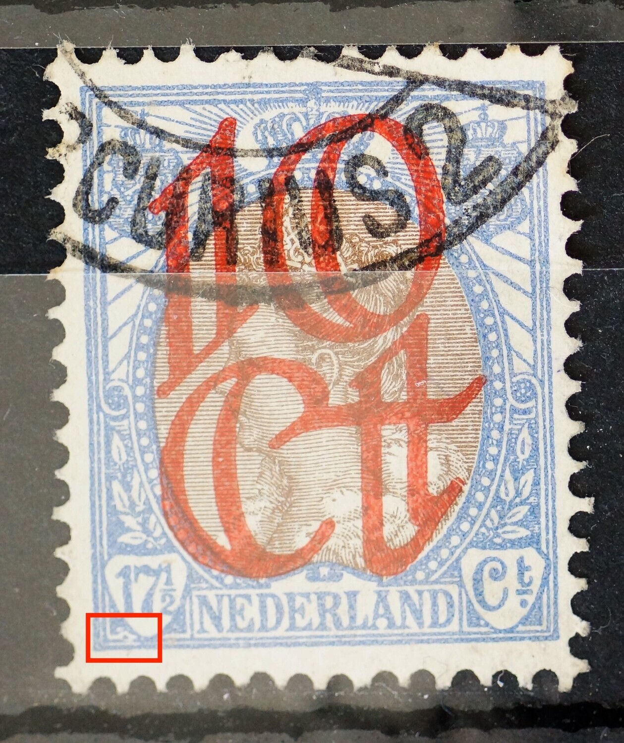 NVPH 119 - blauwe punt in witte vlek/breuk onder 17 1/2 NVPH 119 - blauwe punt in witte vlek/breuk onder 17 1/2