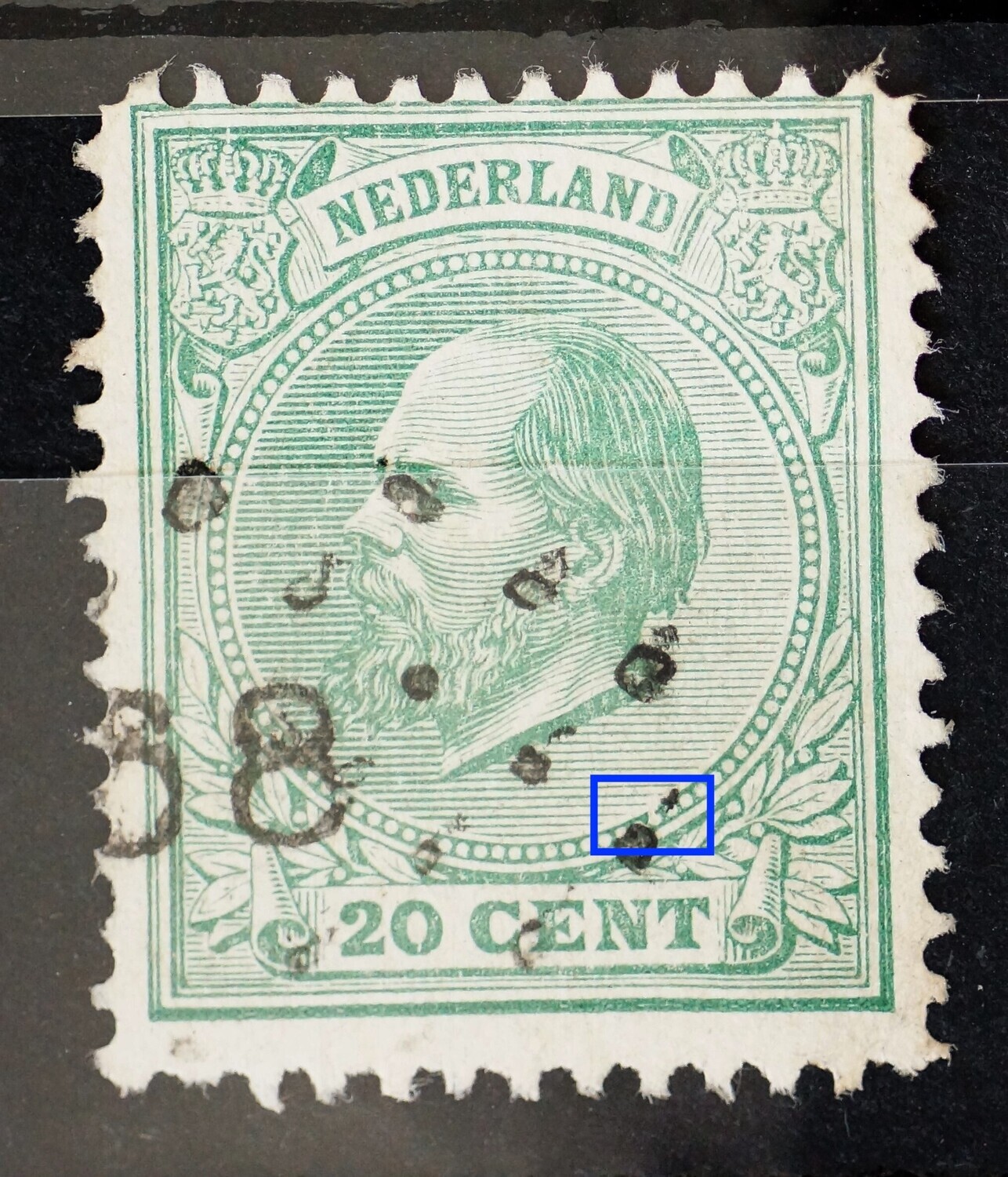 NVPH 24 - breuk in parelrand onder, rechts