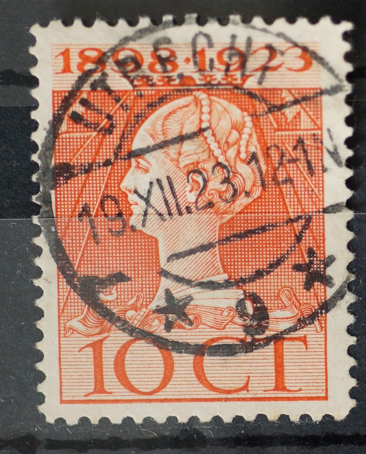 Utrecht 9 op NVPH 124