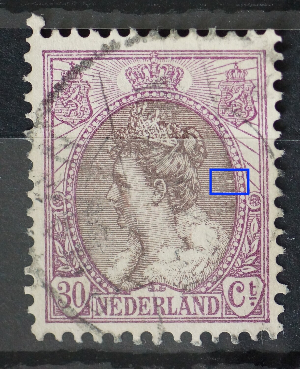 NVPH 72 - breuk in arcering rechts