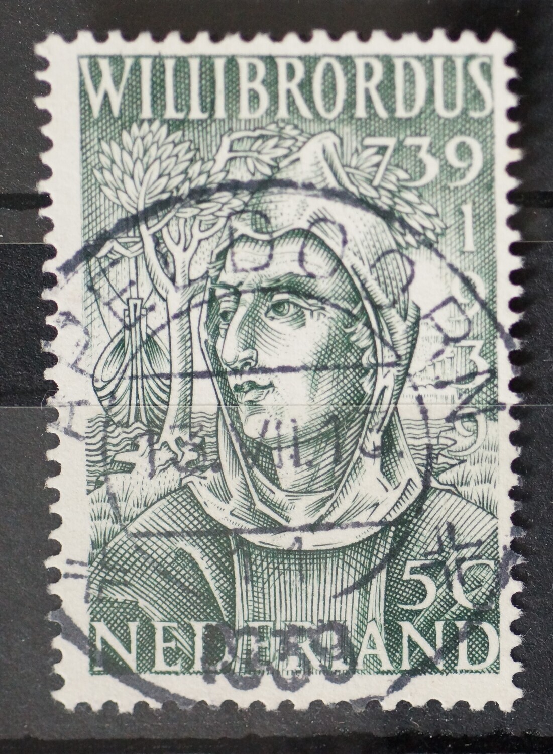 Apeldoorn 11 op NVPH 323