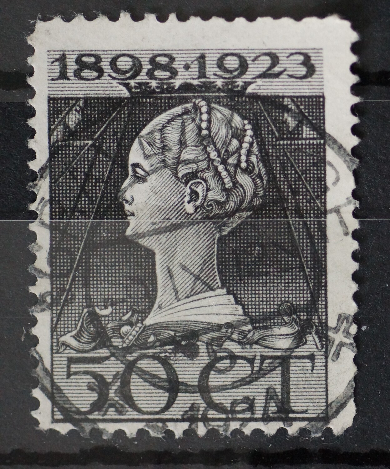 sGravenhage 5 op NVPH 128 sGravenhage 5 op NVPH 128