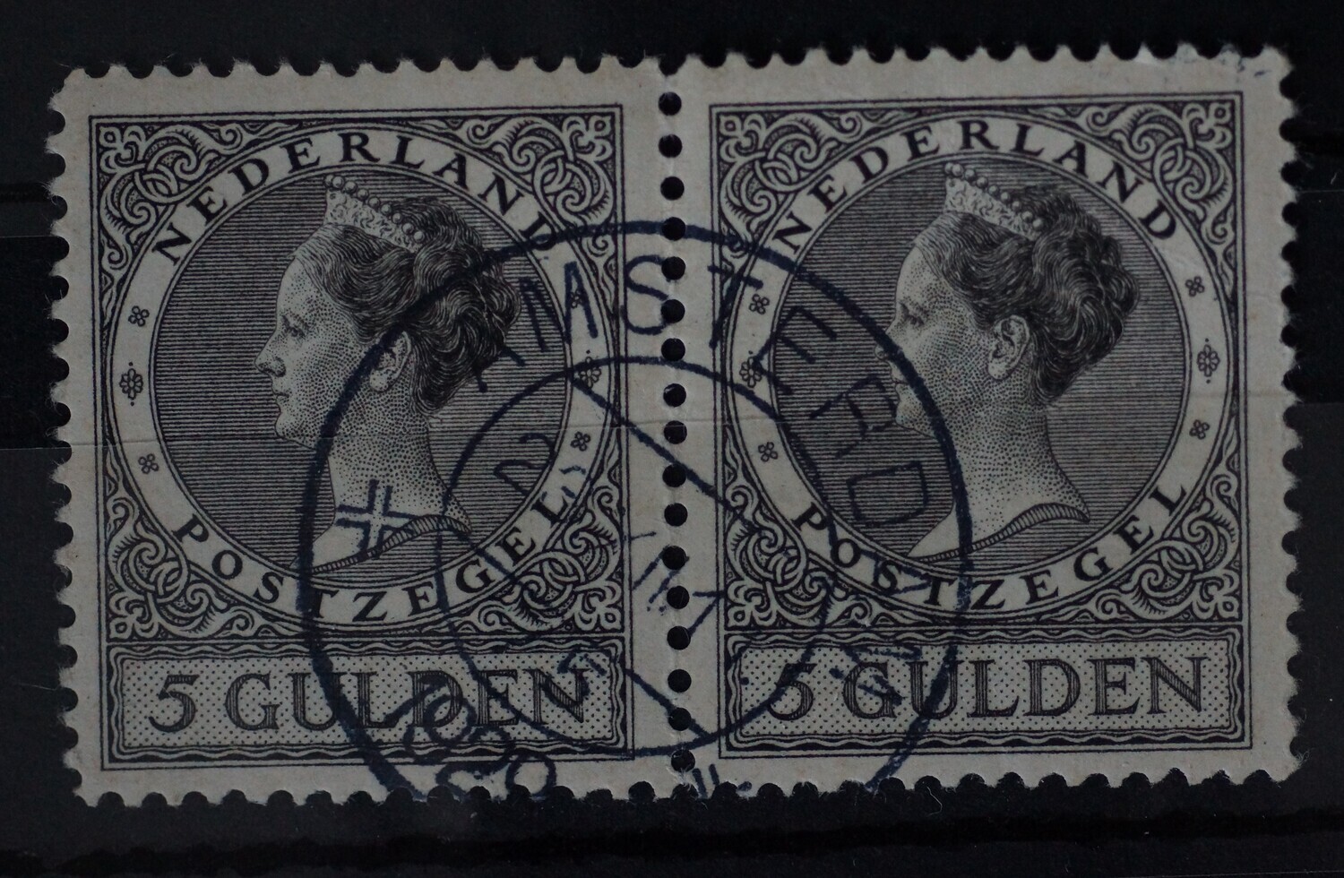 Amsterdam 5 op NVPH 165 (paar)