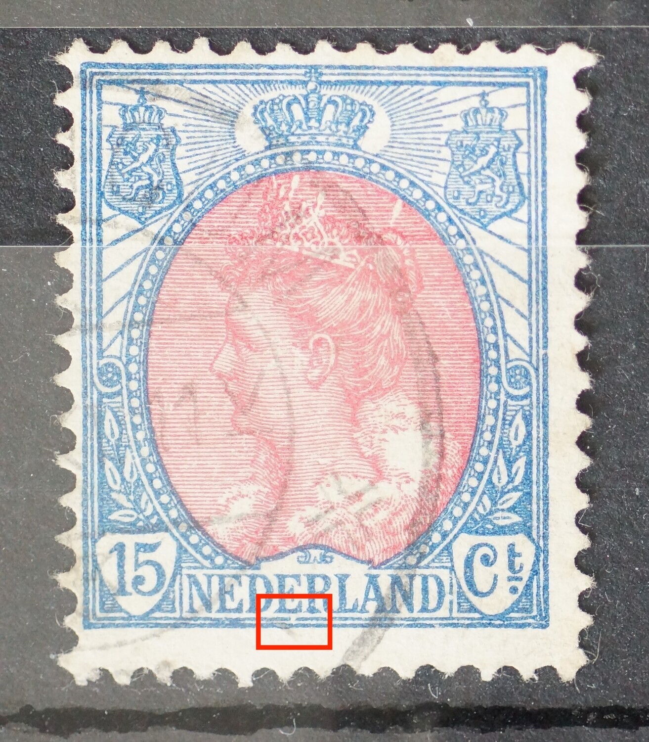 NVPH 65 - breuk in kaderlijn onder de 2e E van NEDERLAND NVPH 65 - breuk in kaderlijn onder de 2e E van NEDERLAND