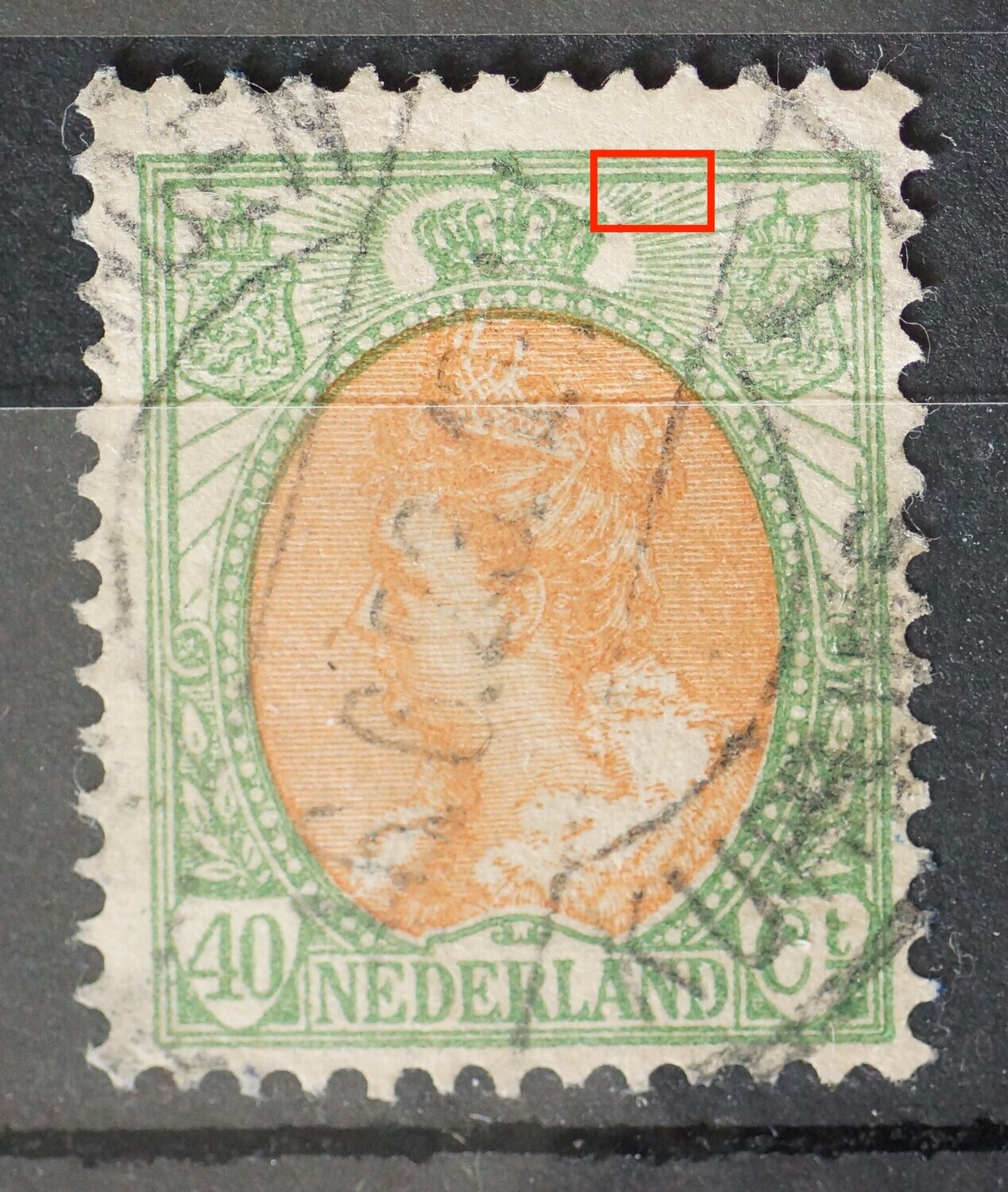 NVPH 73 - breuk in straal rechts van kroon