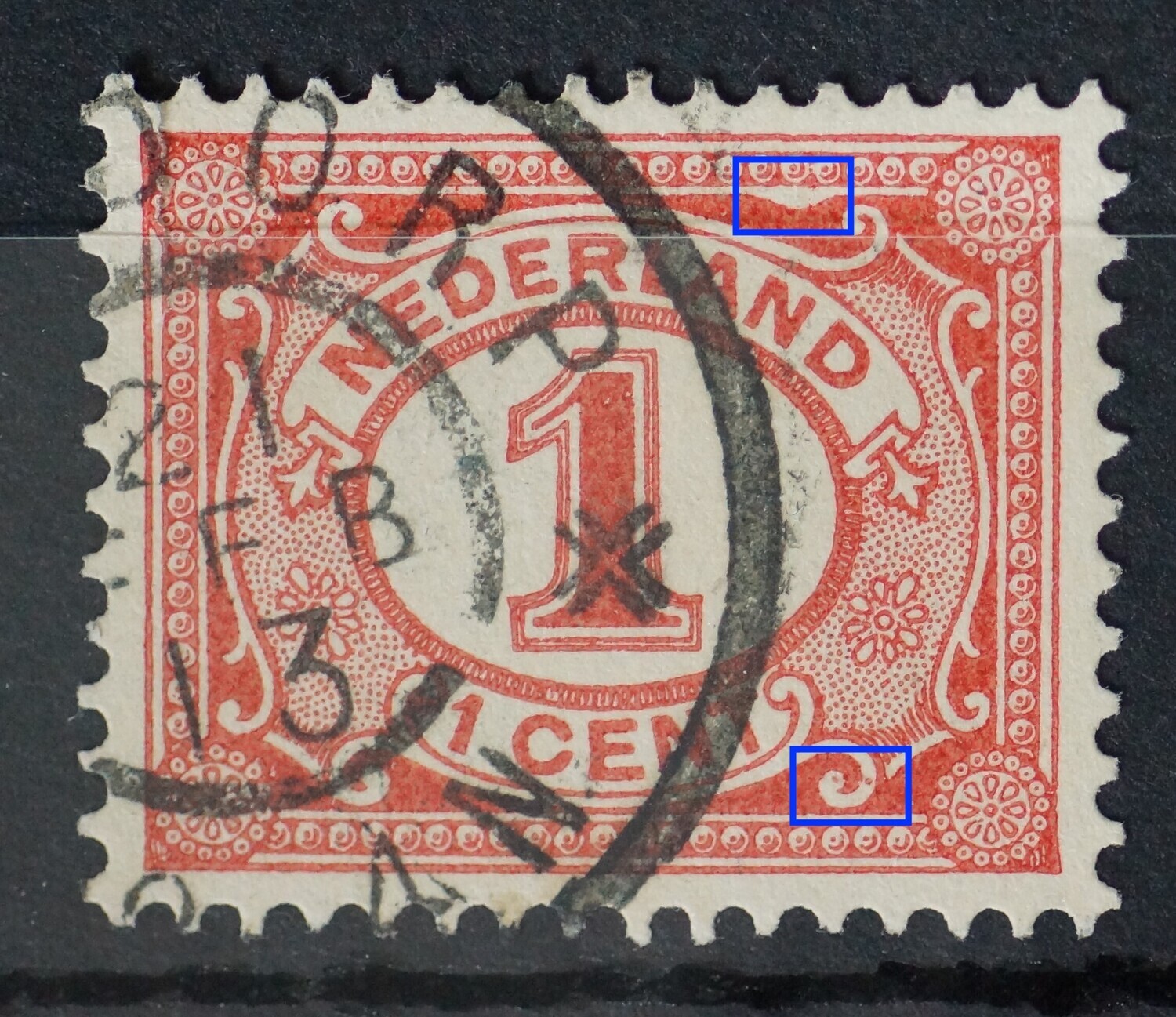 NVPH 51 - rode punten in ornament rechts onder en deuk/witte vlek boven de 2e N van NEDERLAND