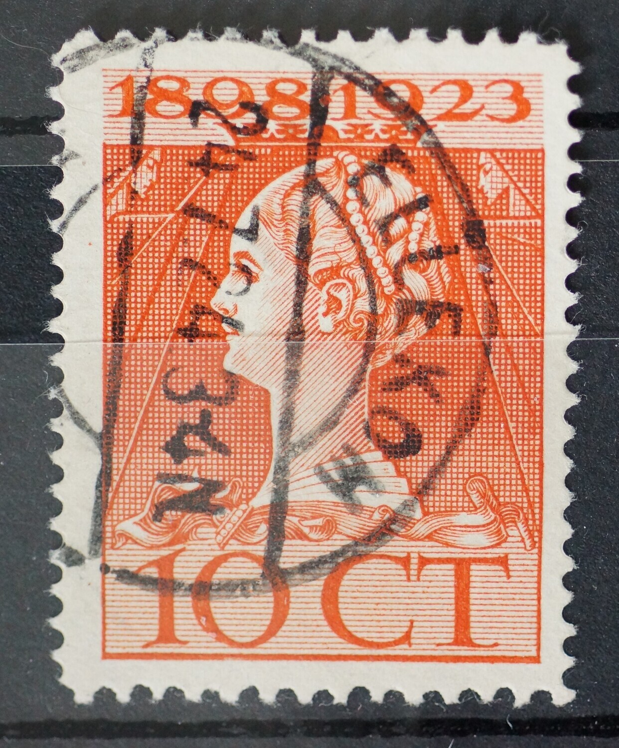Ellekom op NVPH 124